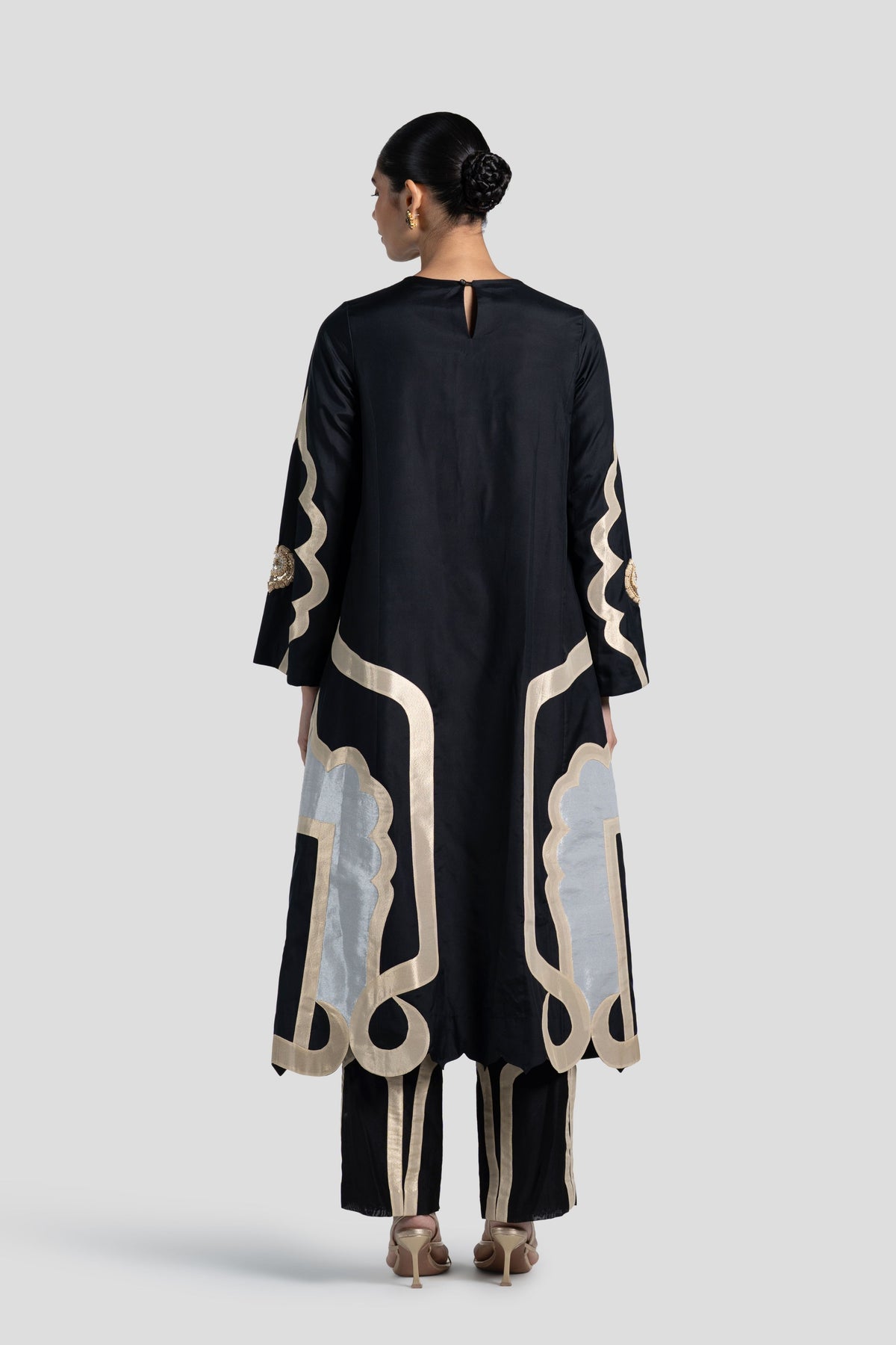 Shab-E-Tila Kurta Set