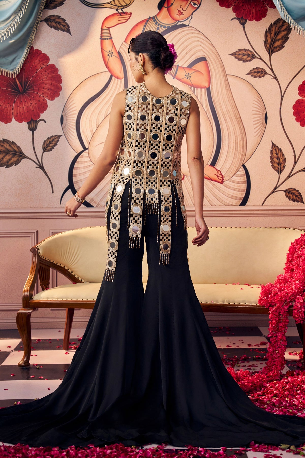 Black Mirror Sharara Set