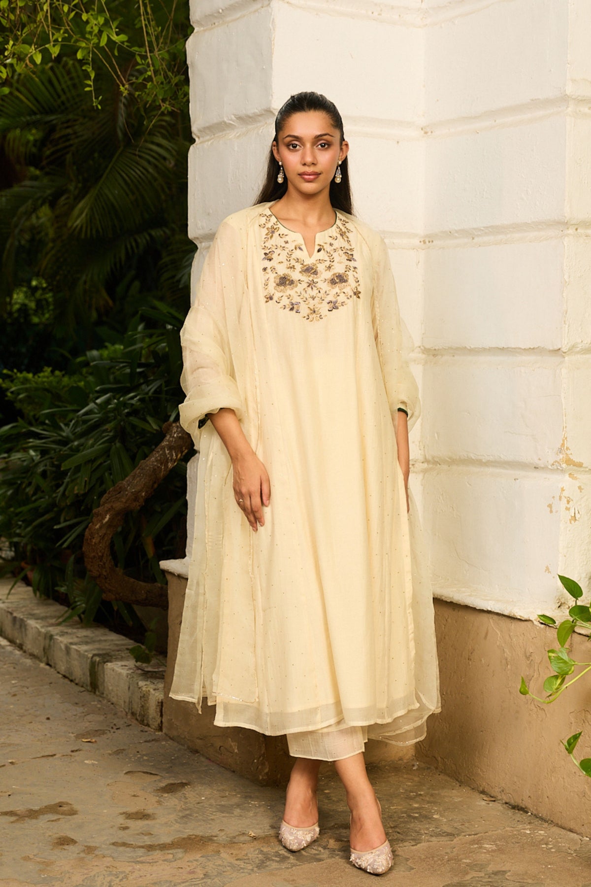 Thea Kurta Set