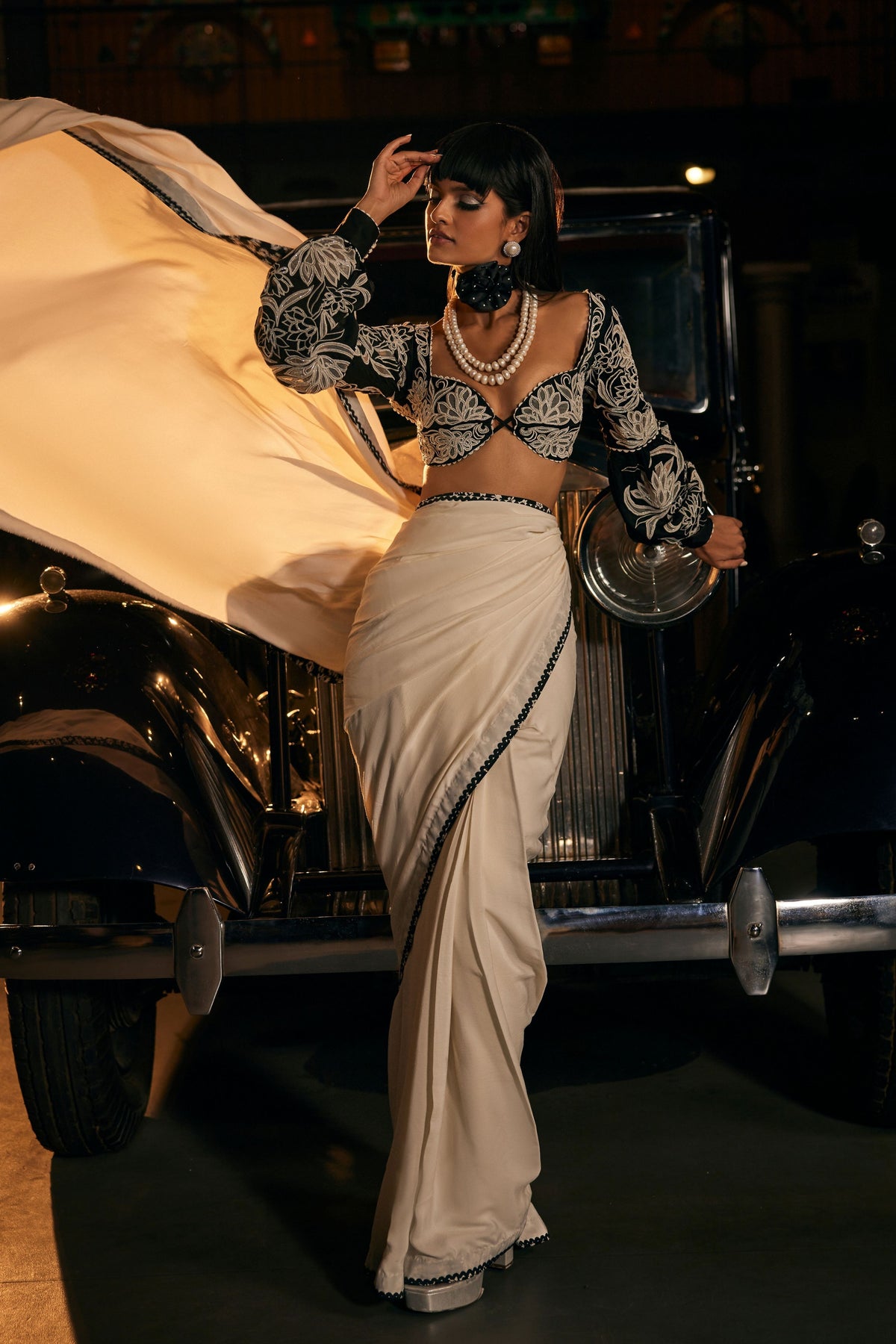 White Saree With Black Blouse