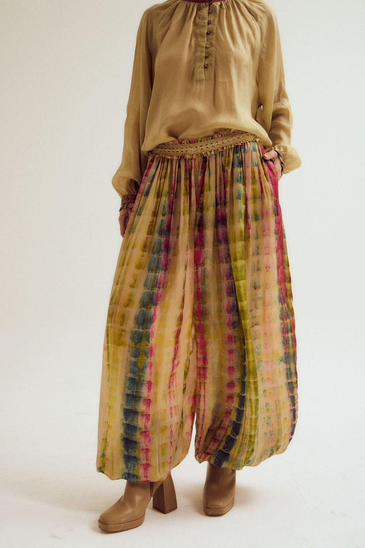 Bauhini Pants