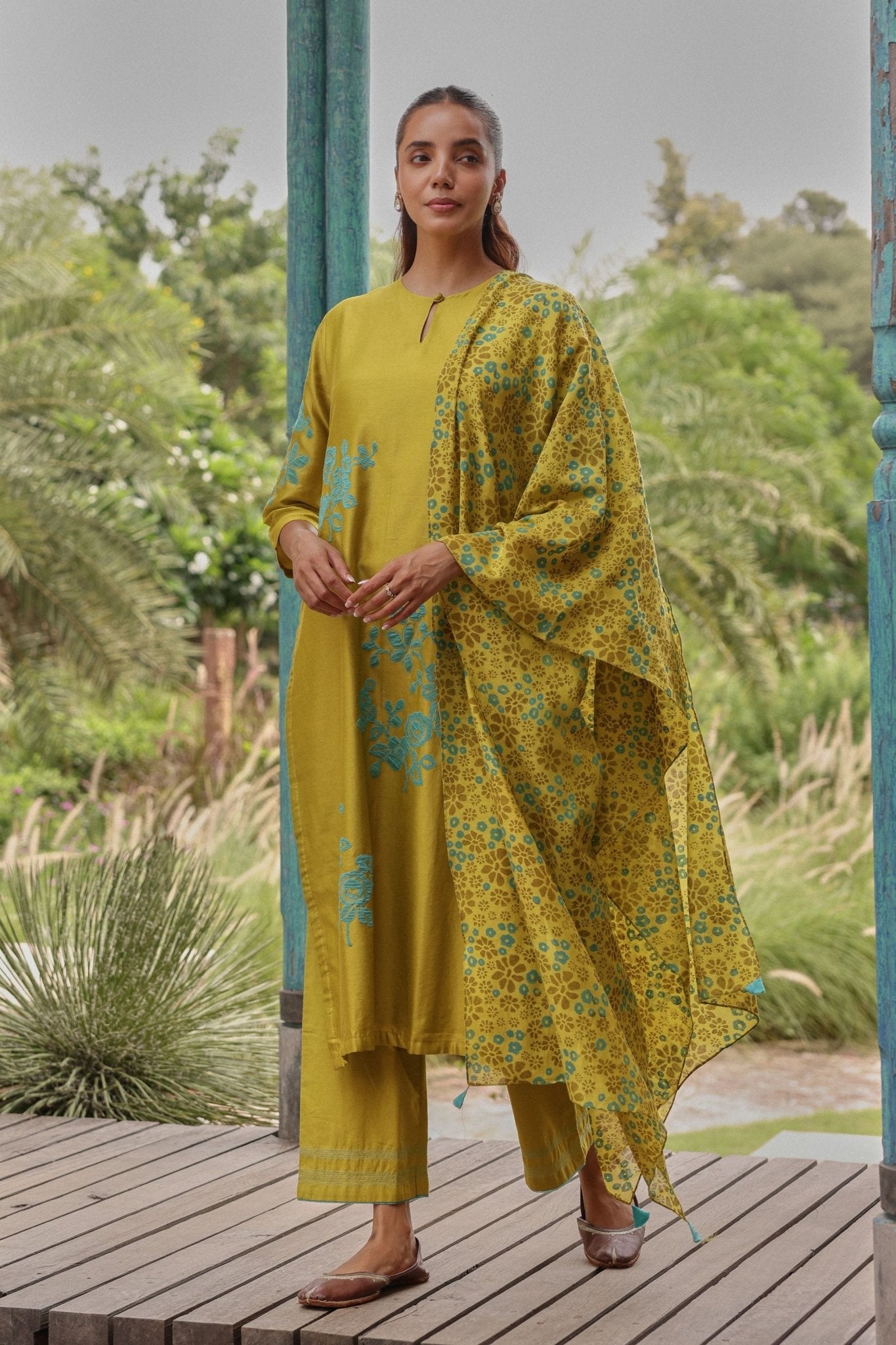 Ochre Applique Kurta Set - Vaayu - Elahe