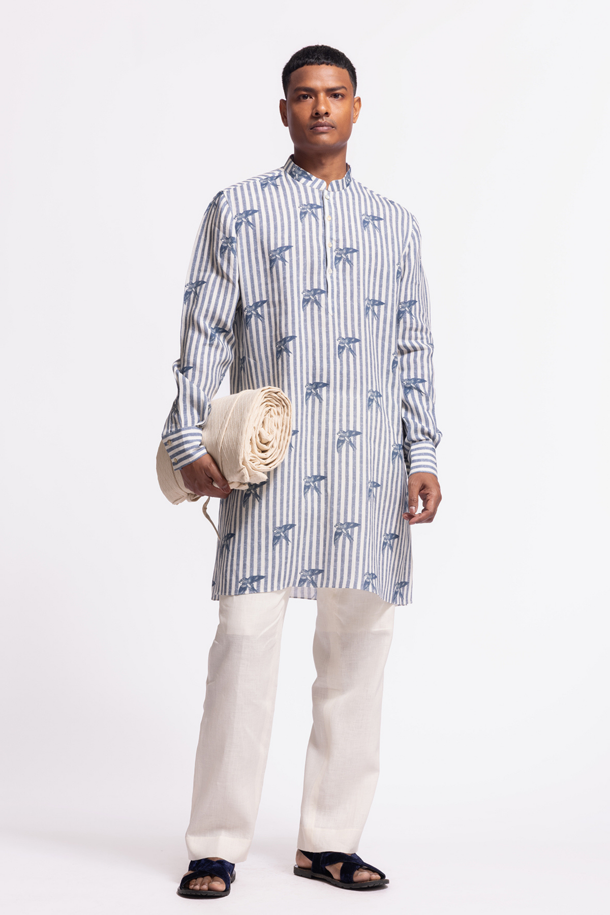 Bird Print Short Kurta With Pockets