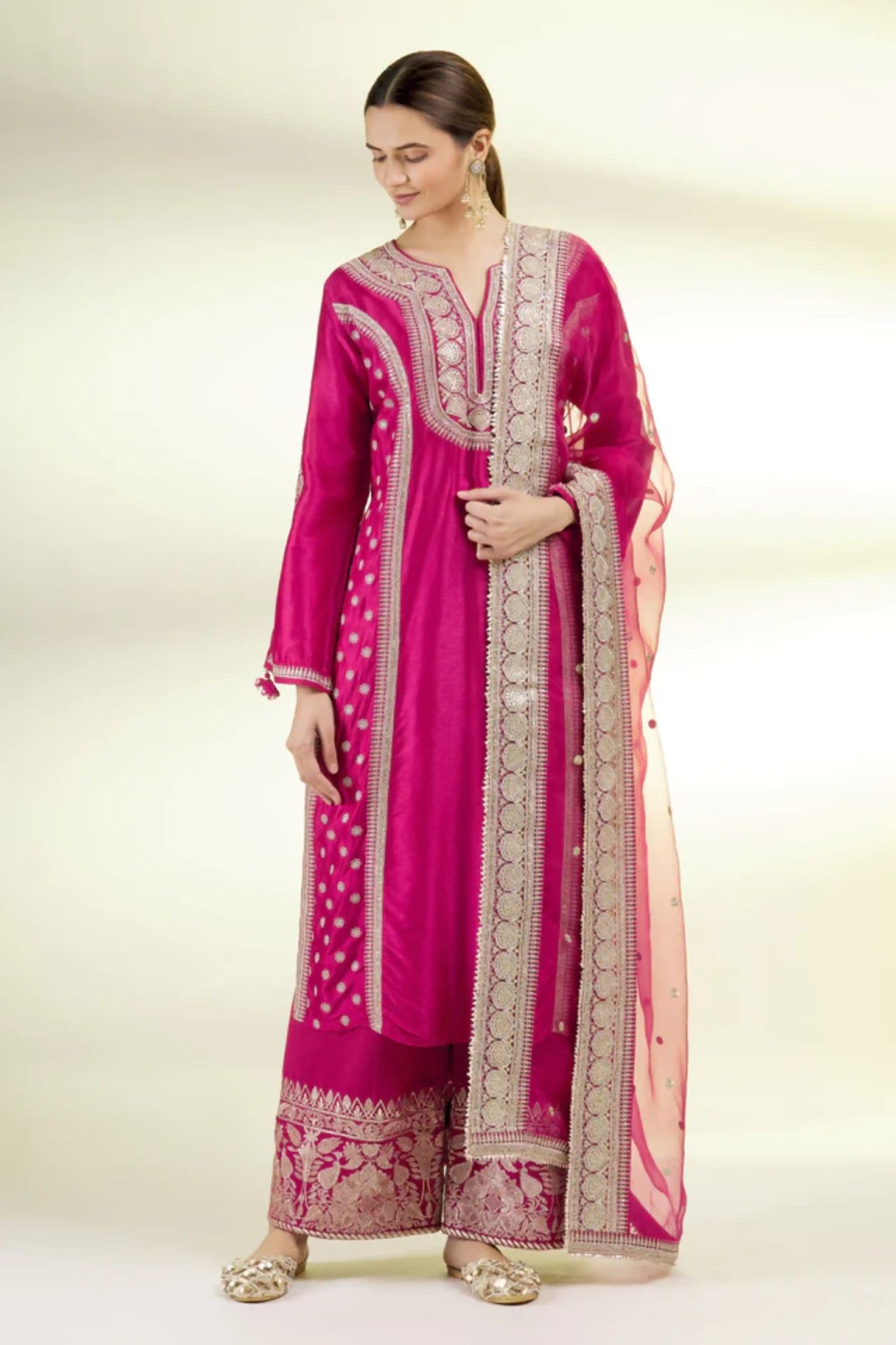 Muzafar sharara set