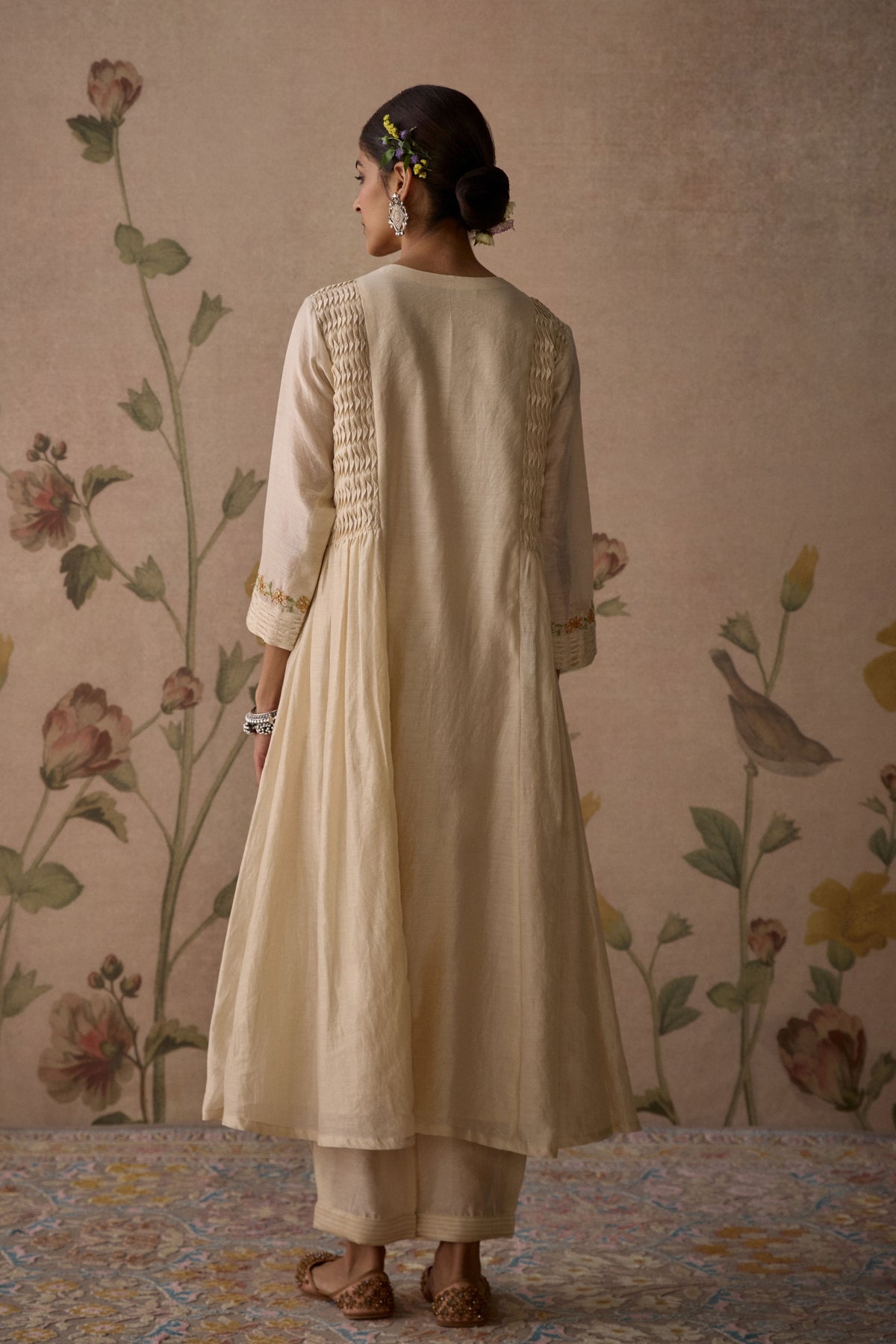 Ivory Pintuck Embroidered Kurta Set