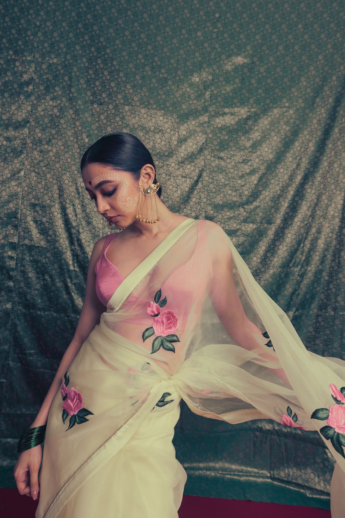 Roop Gulab Saree Set