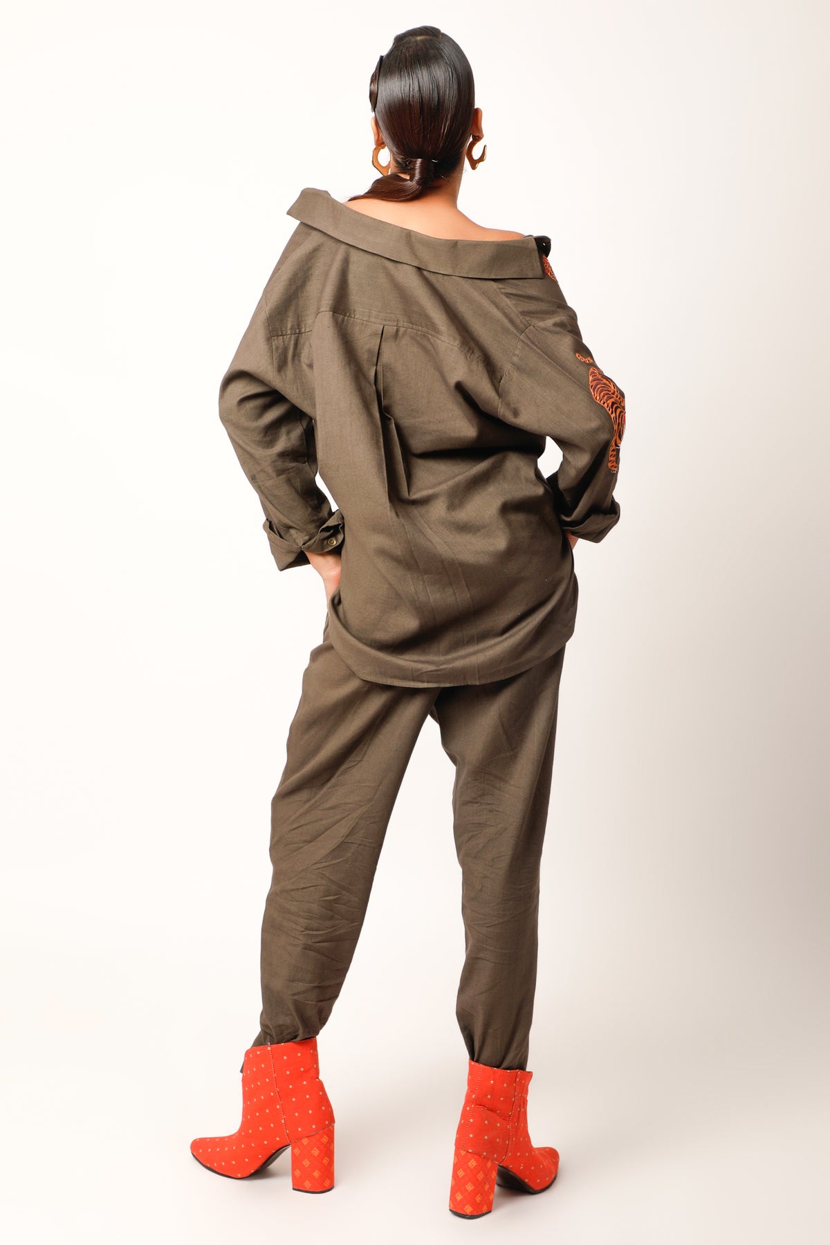 Tiger Embroidered Chocolate Co-ord Set