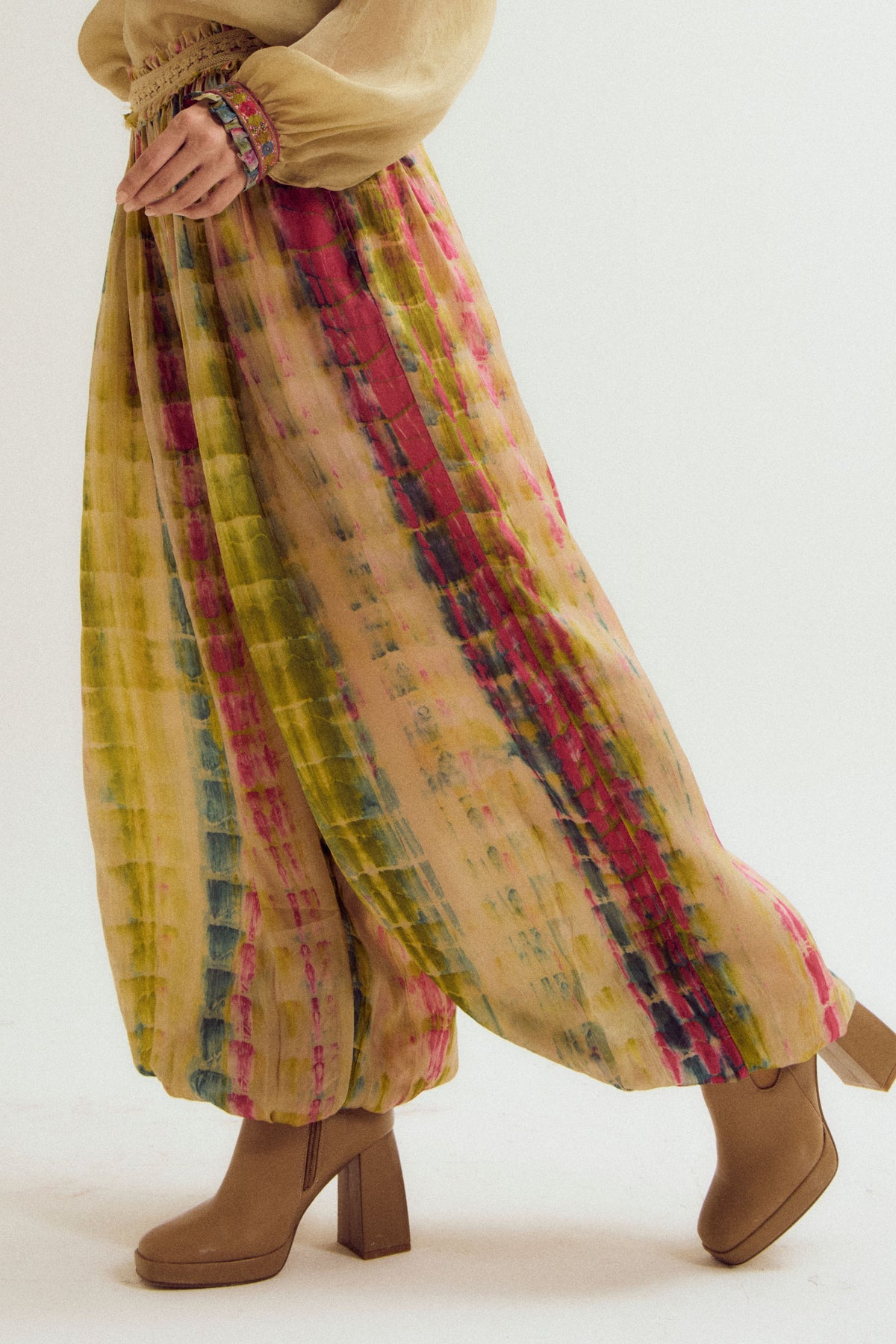 Bauhini Pants