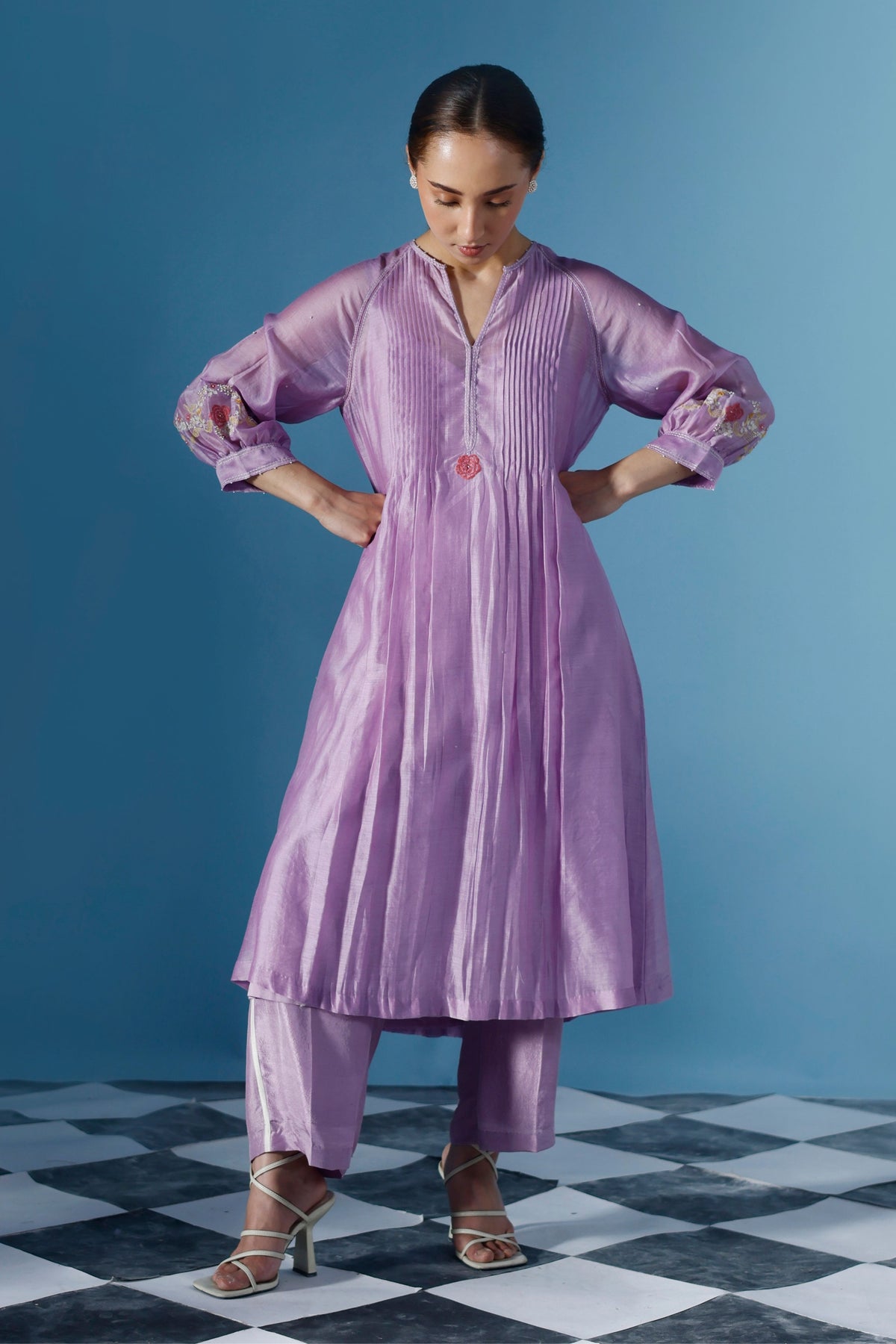 Helen Set In Lilac