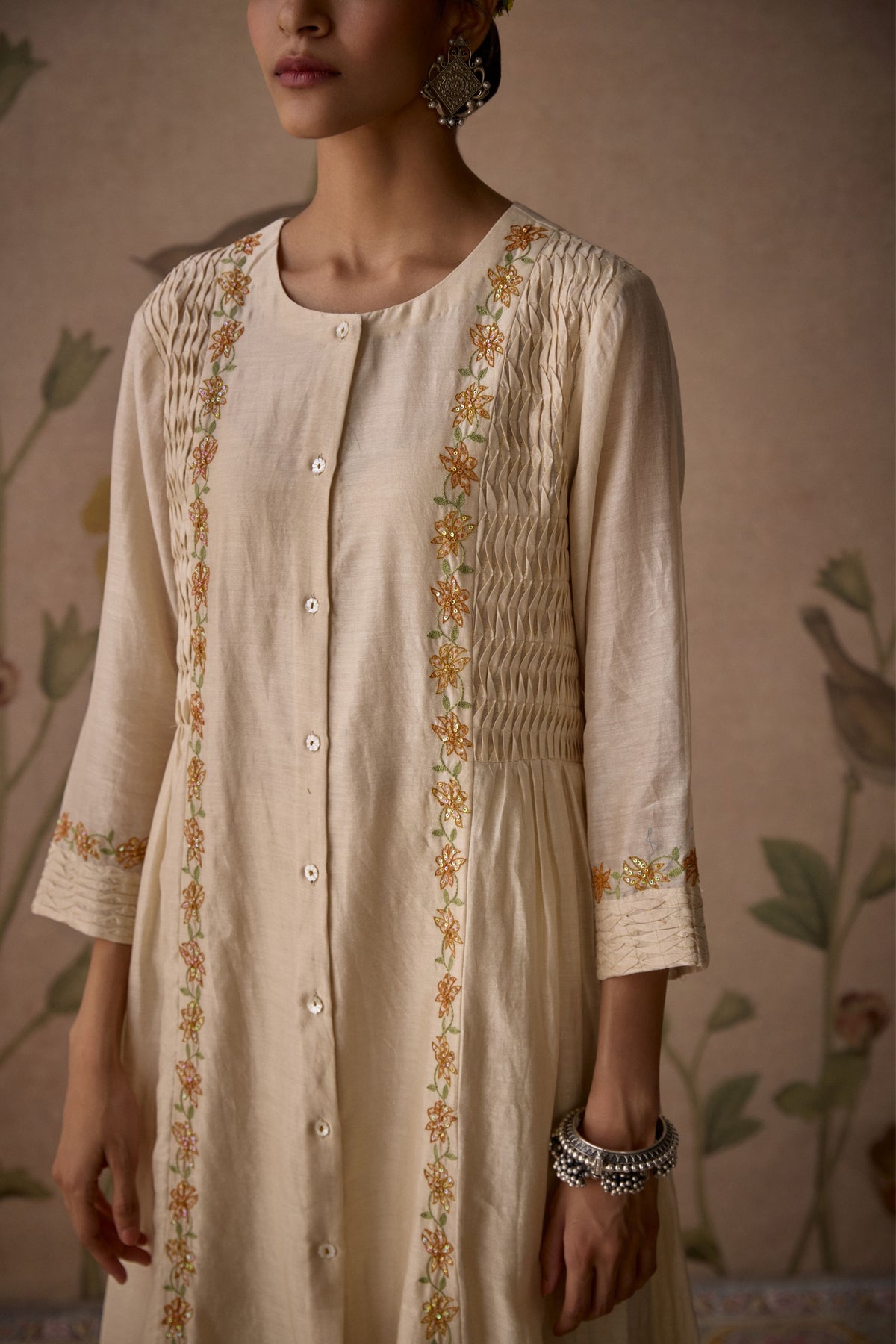 Ivory Pintuck Embroidered Kurta Set