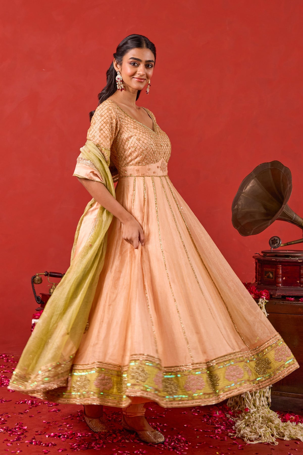 Inaayat Kurta Set
