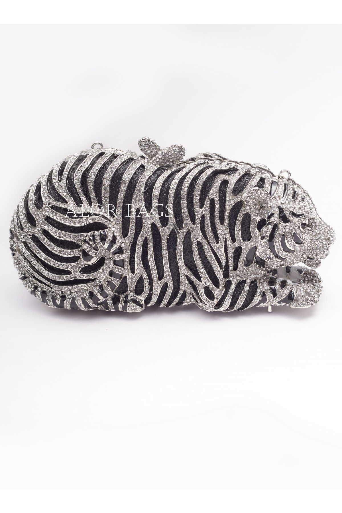 The Silver Tiger Clutch