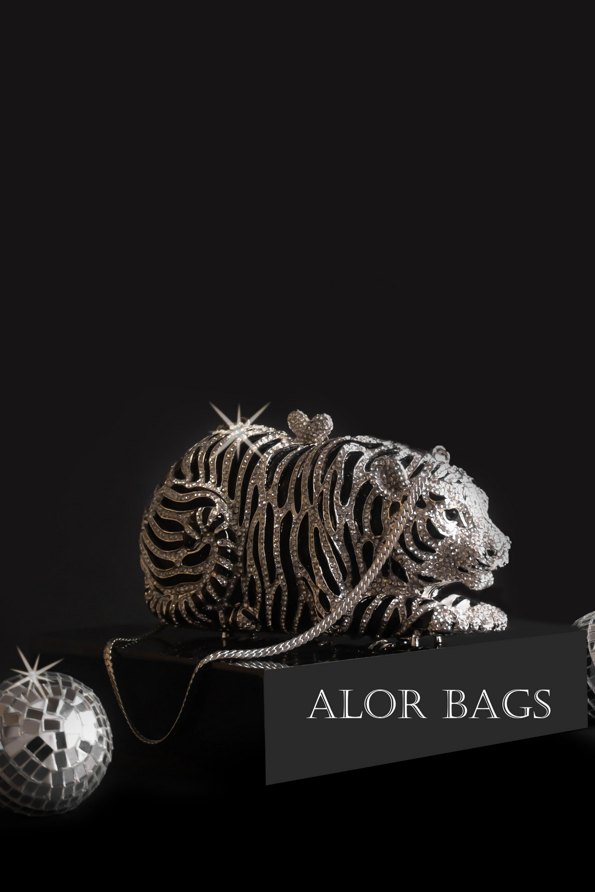 The Silver Tiger Clutch