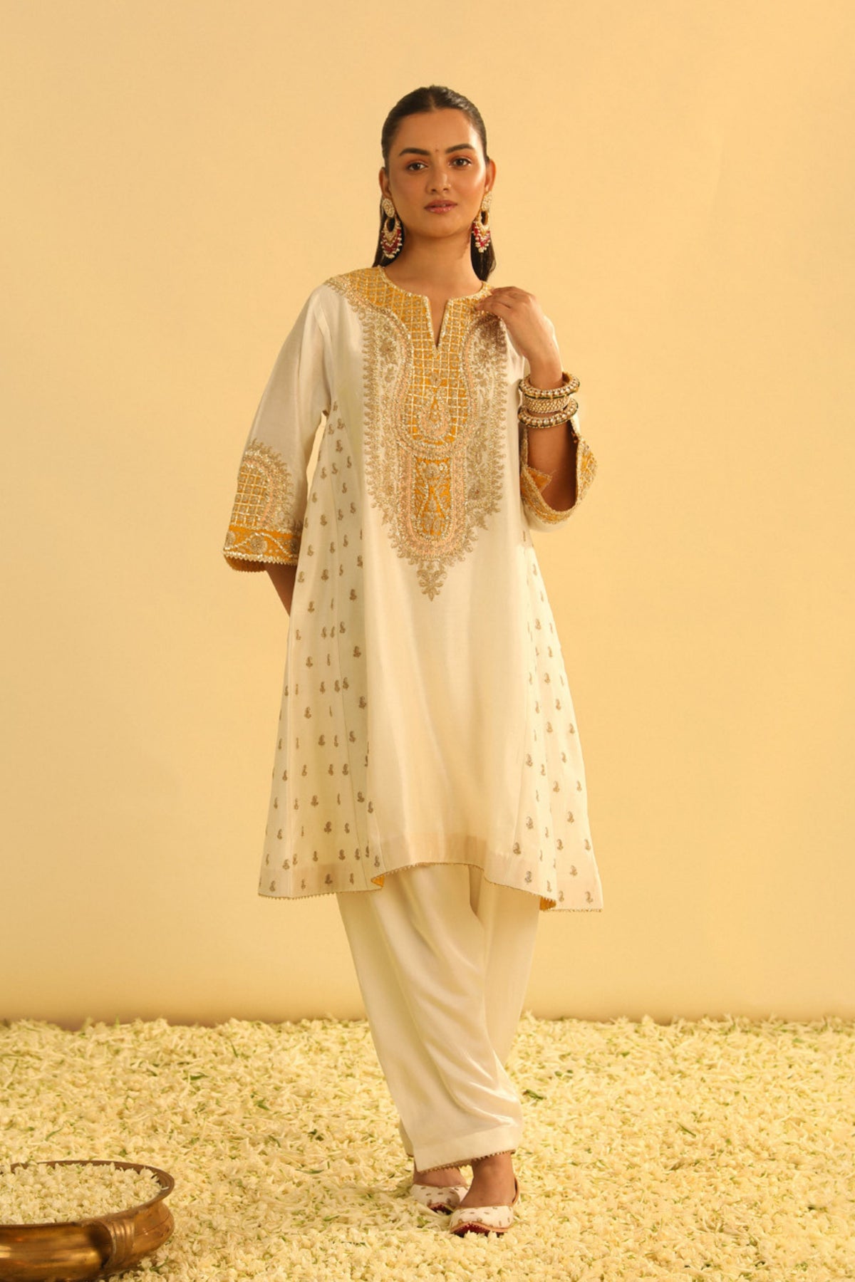 Arisana Daisy Ivory Short Kalidaar With Salwar