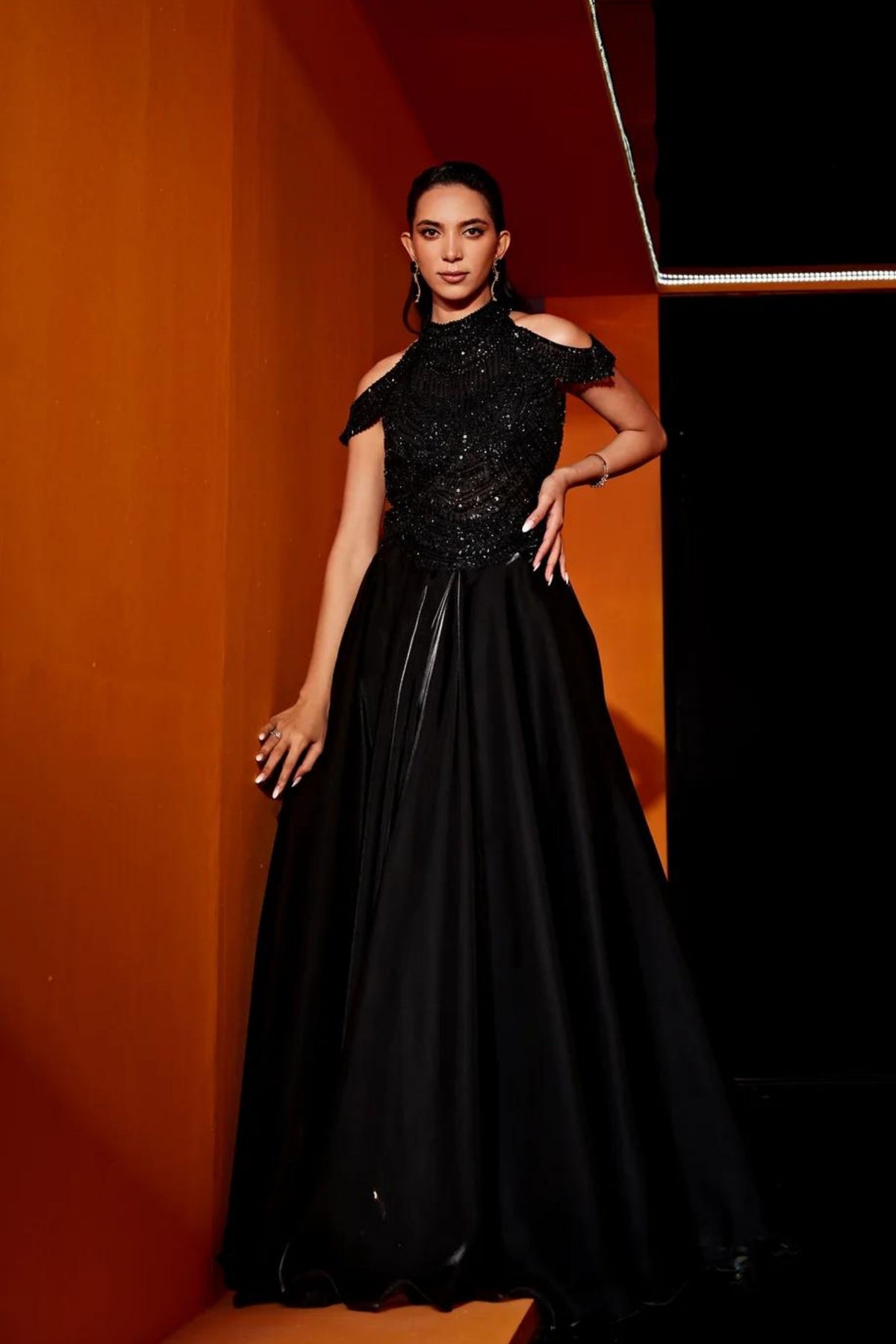 Reim Black Gown