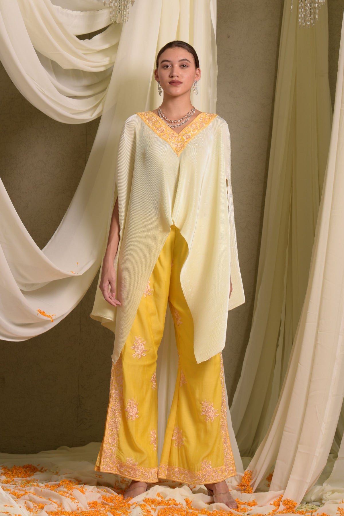 Pleated Cape Set