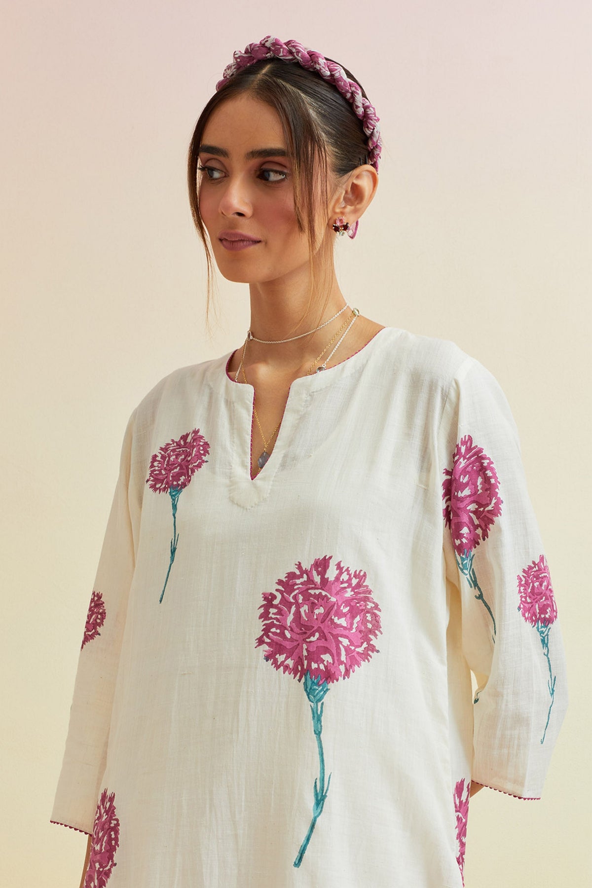 Off White Straight Kurta Set