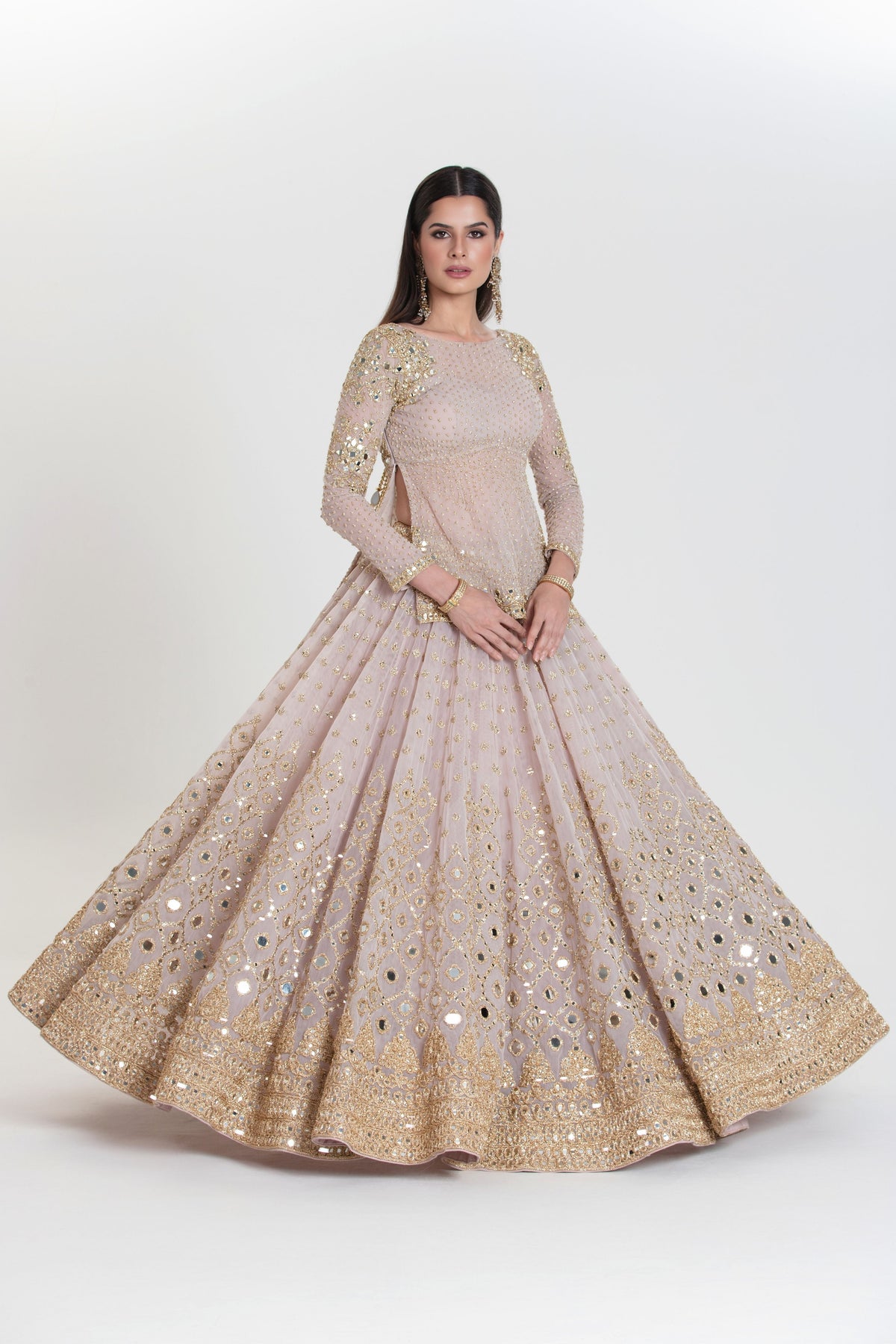 Gulzar Lehenga Set