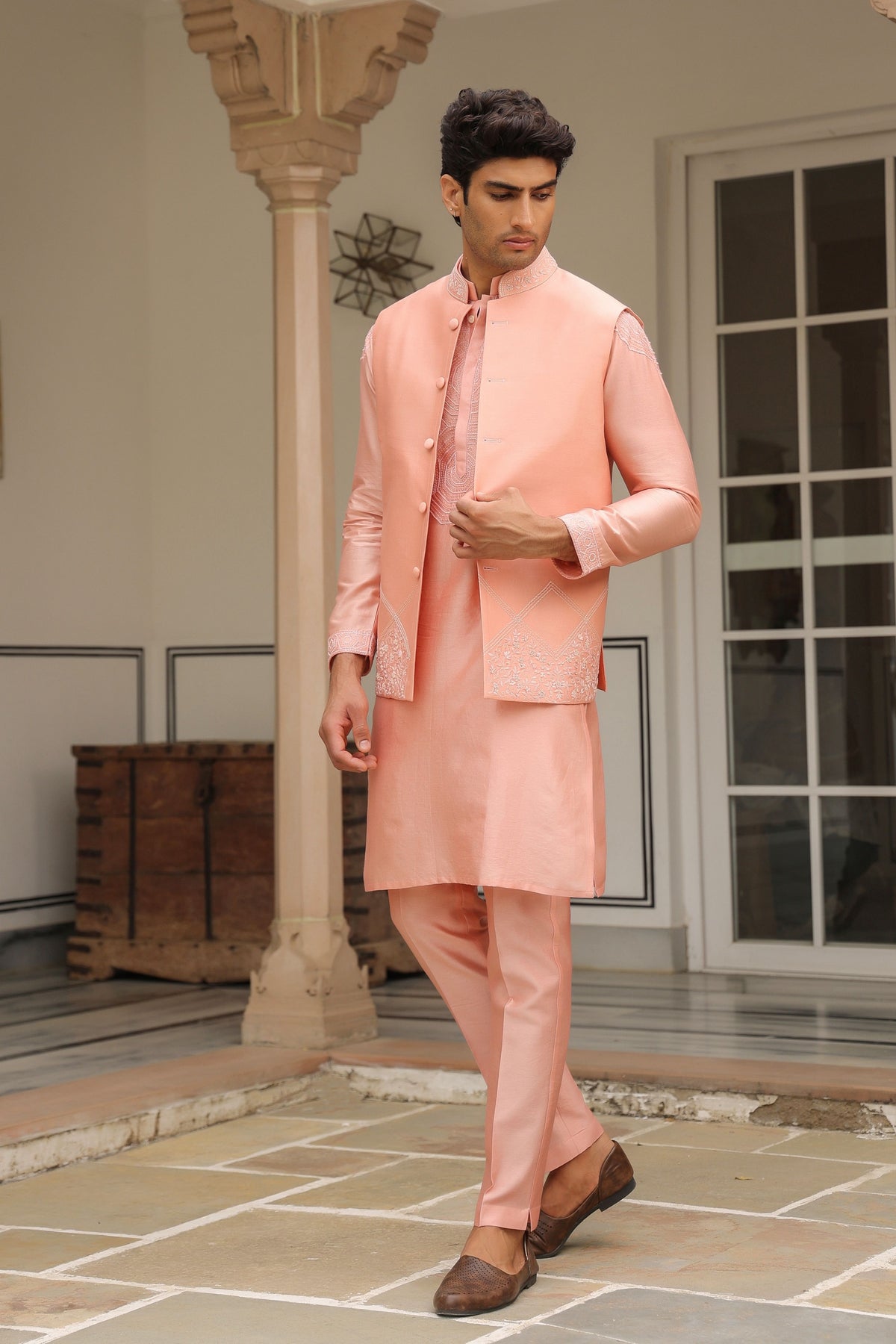 Gulzar Peach Floral Threadwork Bandi Set