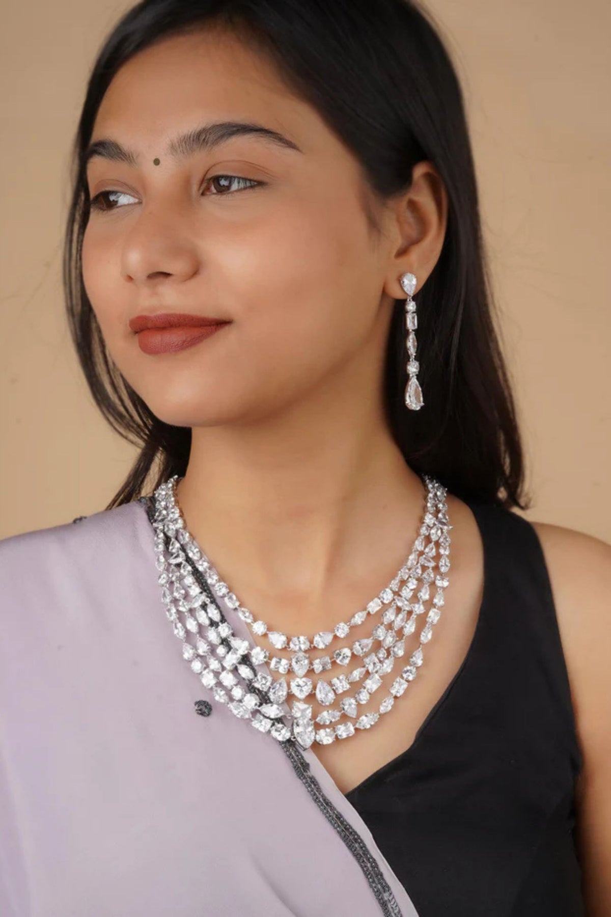 Faux Diamond Necklace Set in White