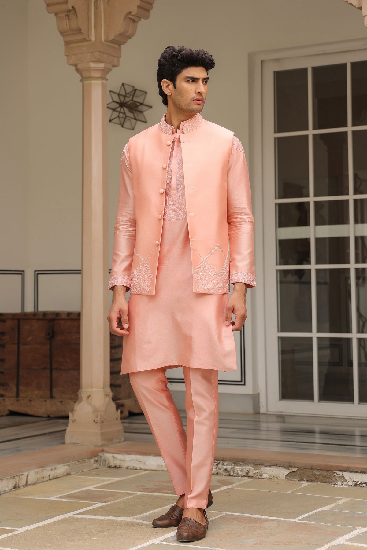 Gulzar Peach Floral Threadwork Bandi