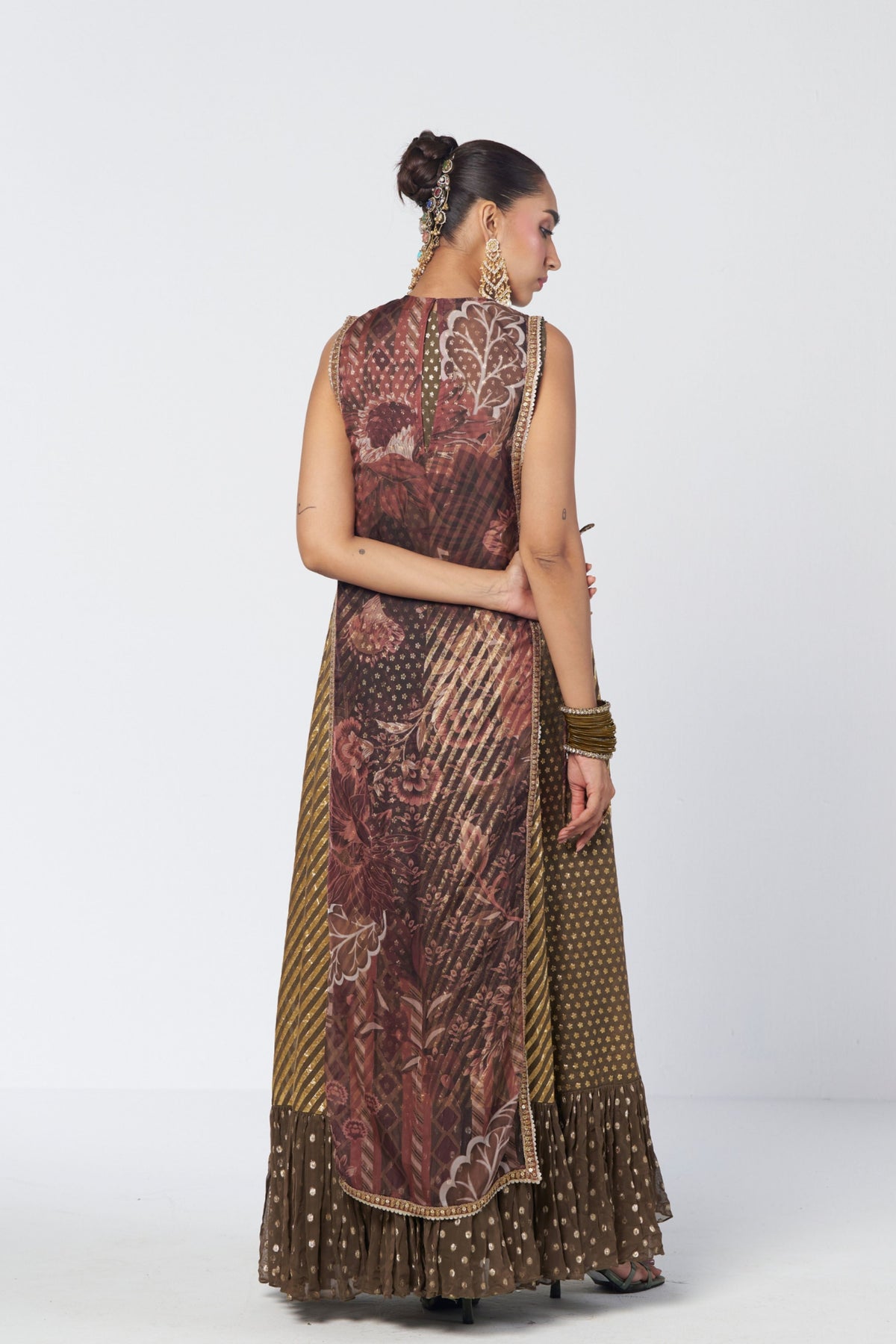 Rangsaaz Anarkali Set