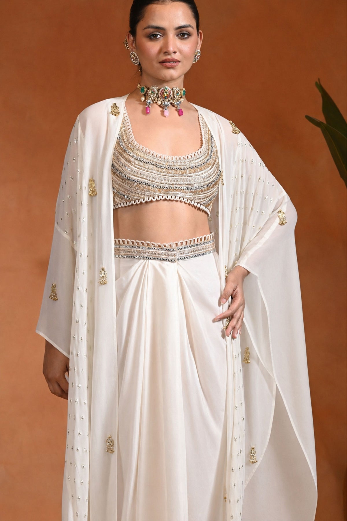 Ivory Karl Ivory Gold Drape Set