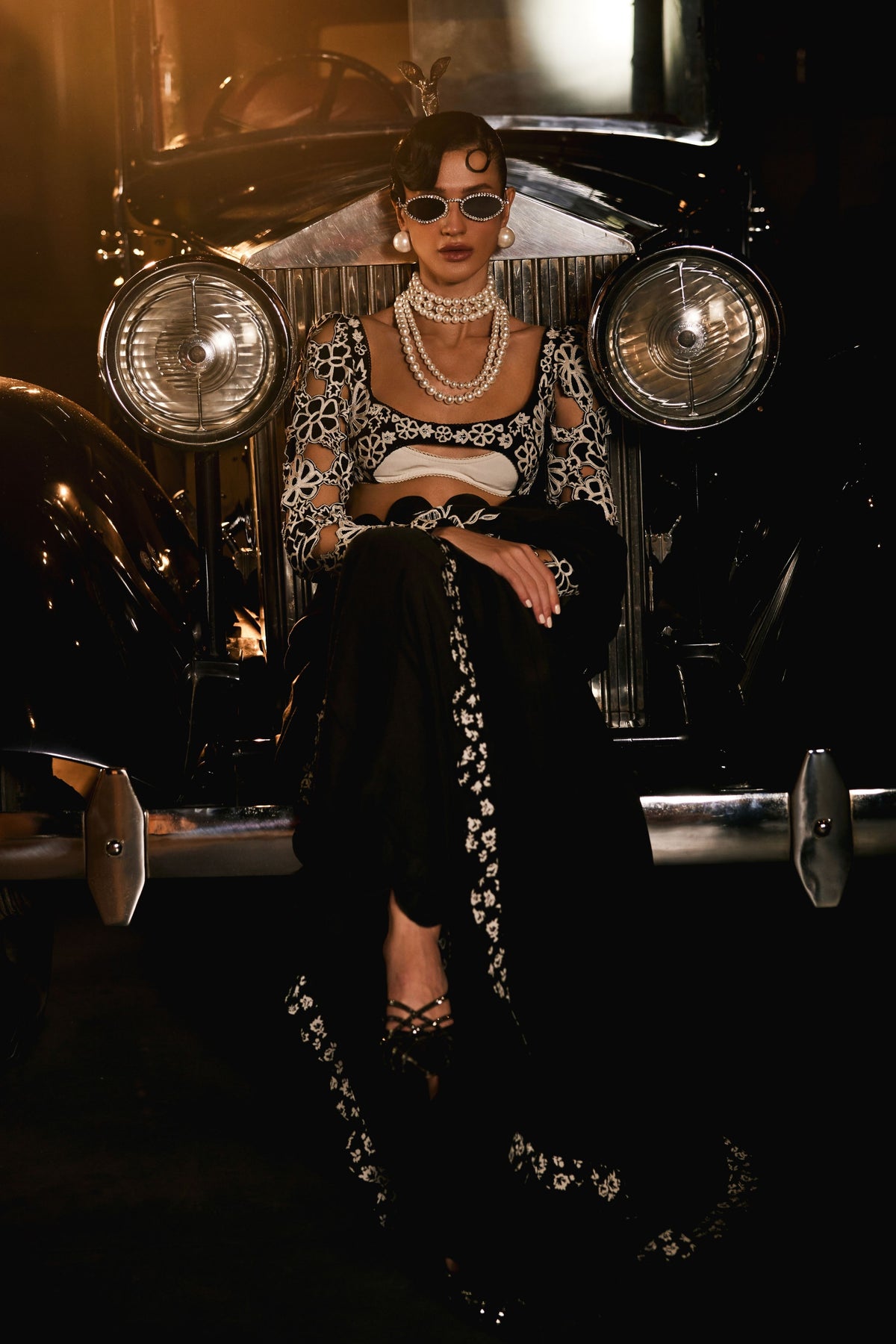Black Scalaped Saree Set