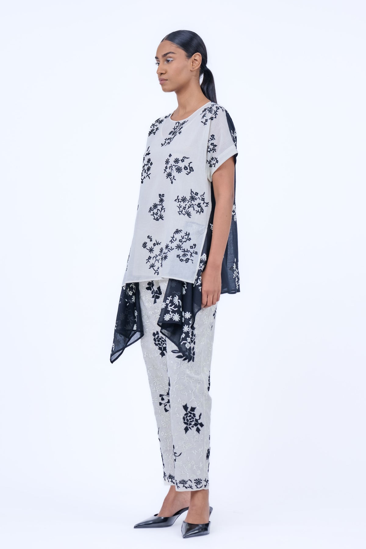 Ecru Black Cotton Top