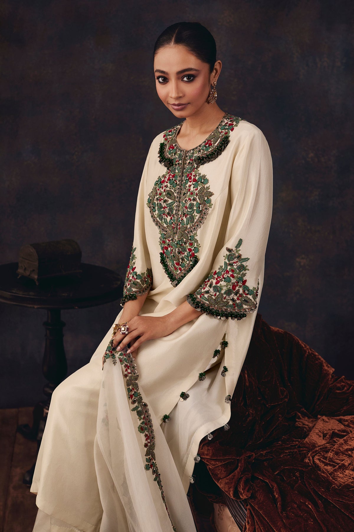 Av Dori Long Kurta Set