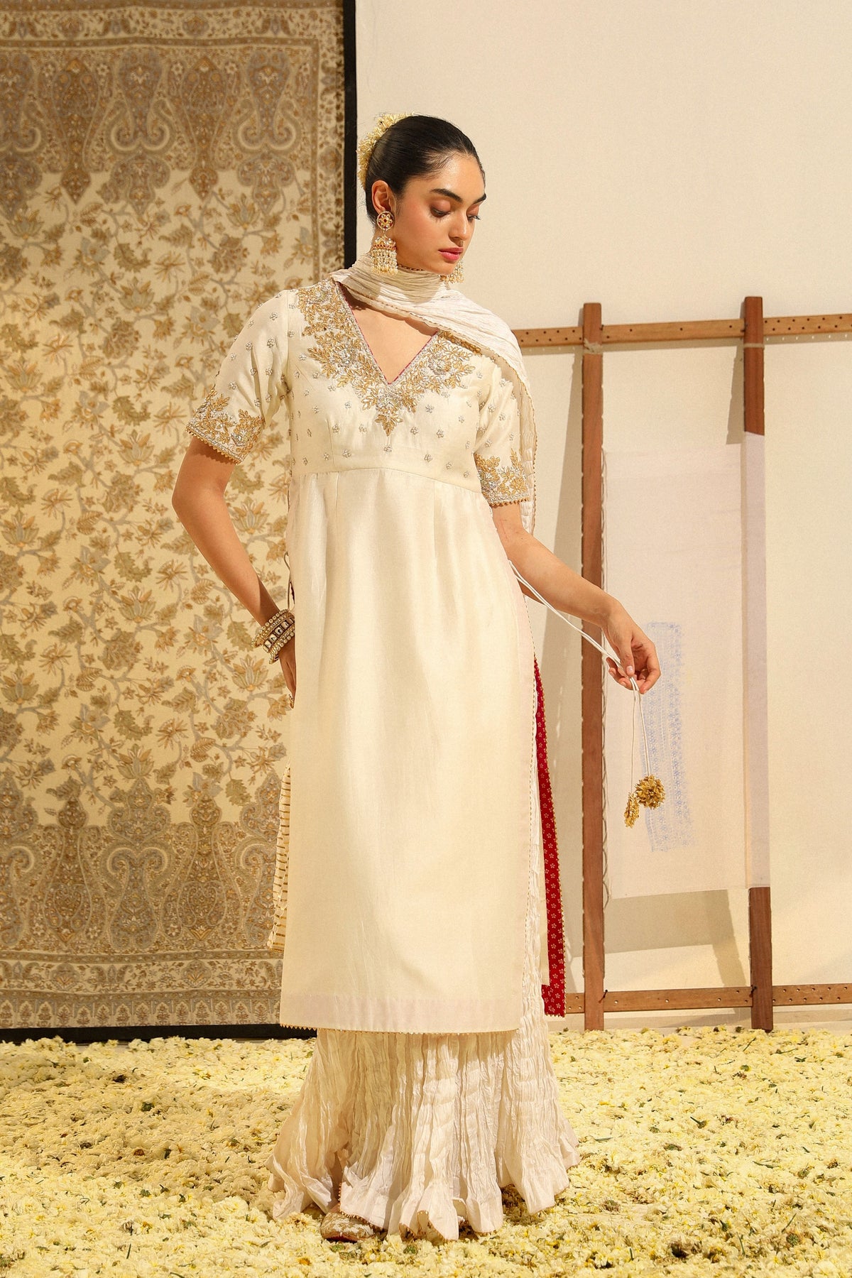 Shahnawaz Kurta Set