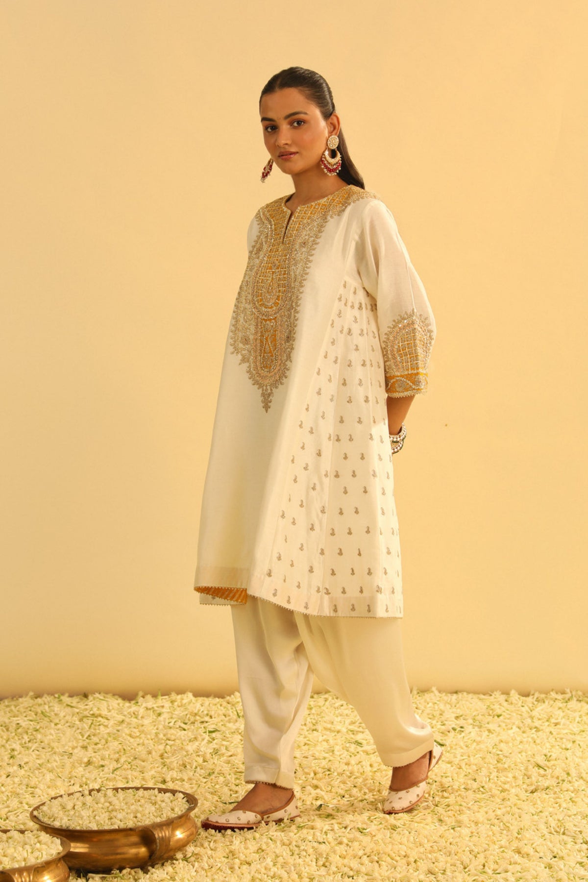 Arisana Daisy Ivory Short Kalidaar With Salwar