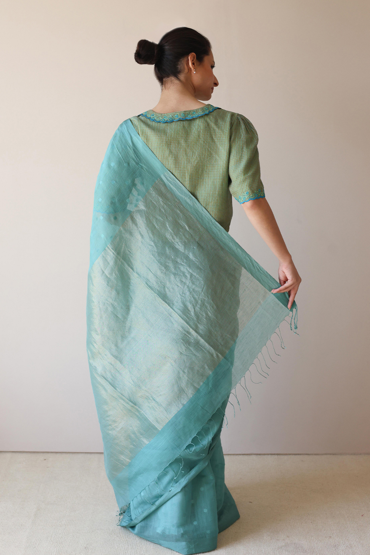 Teal Wildflower Meadow Jamdani Saree