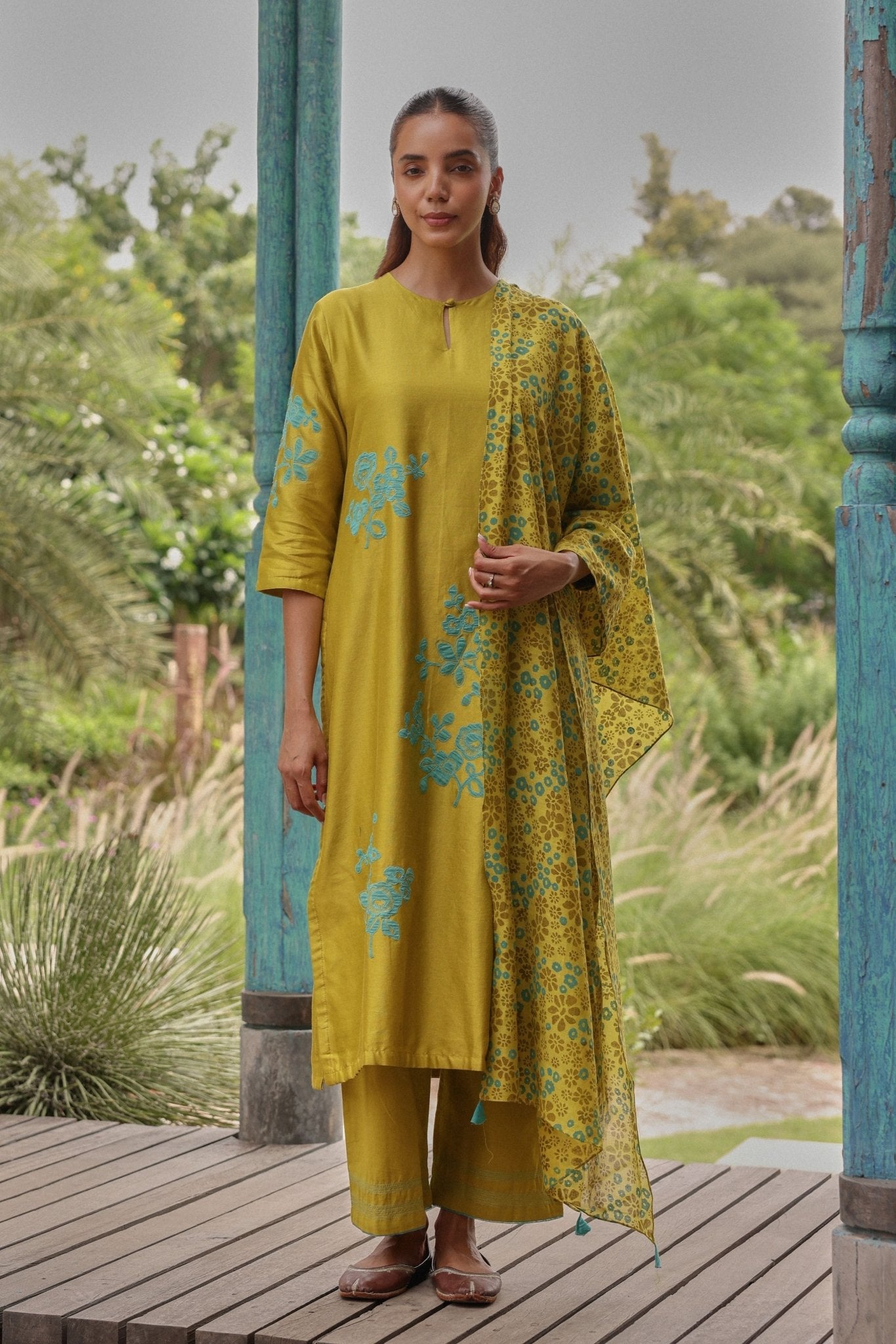 Ochre Applique Kurta Set - Vaayu - Elahe