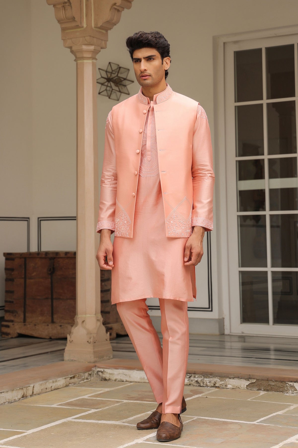 Gulzar Peach Floral Threadwork Bandi