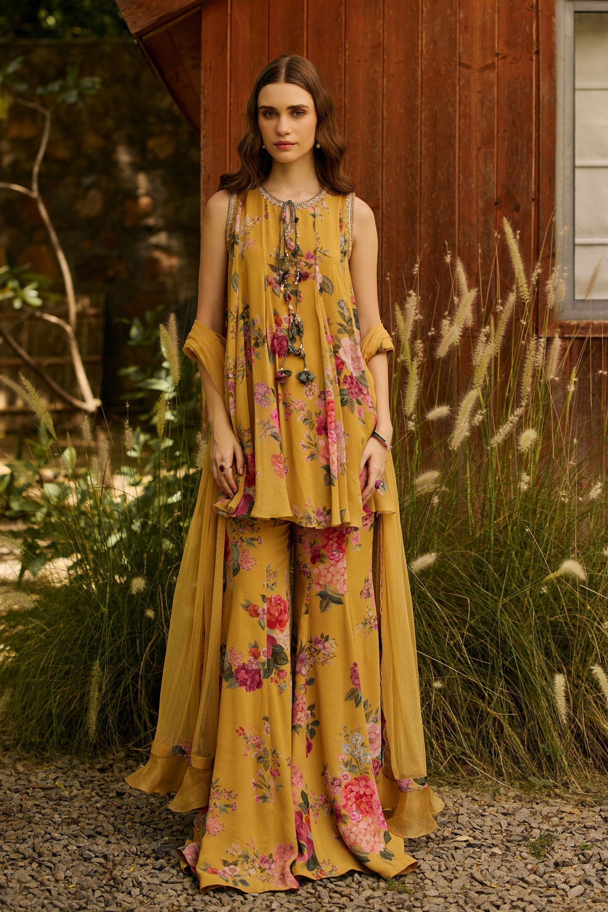 Gleam Gharara Set