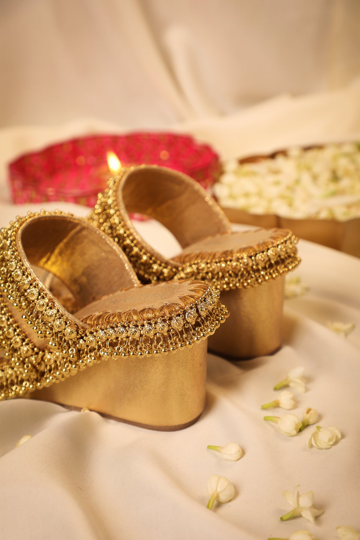 Asteria Gold Wedges