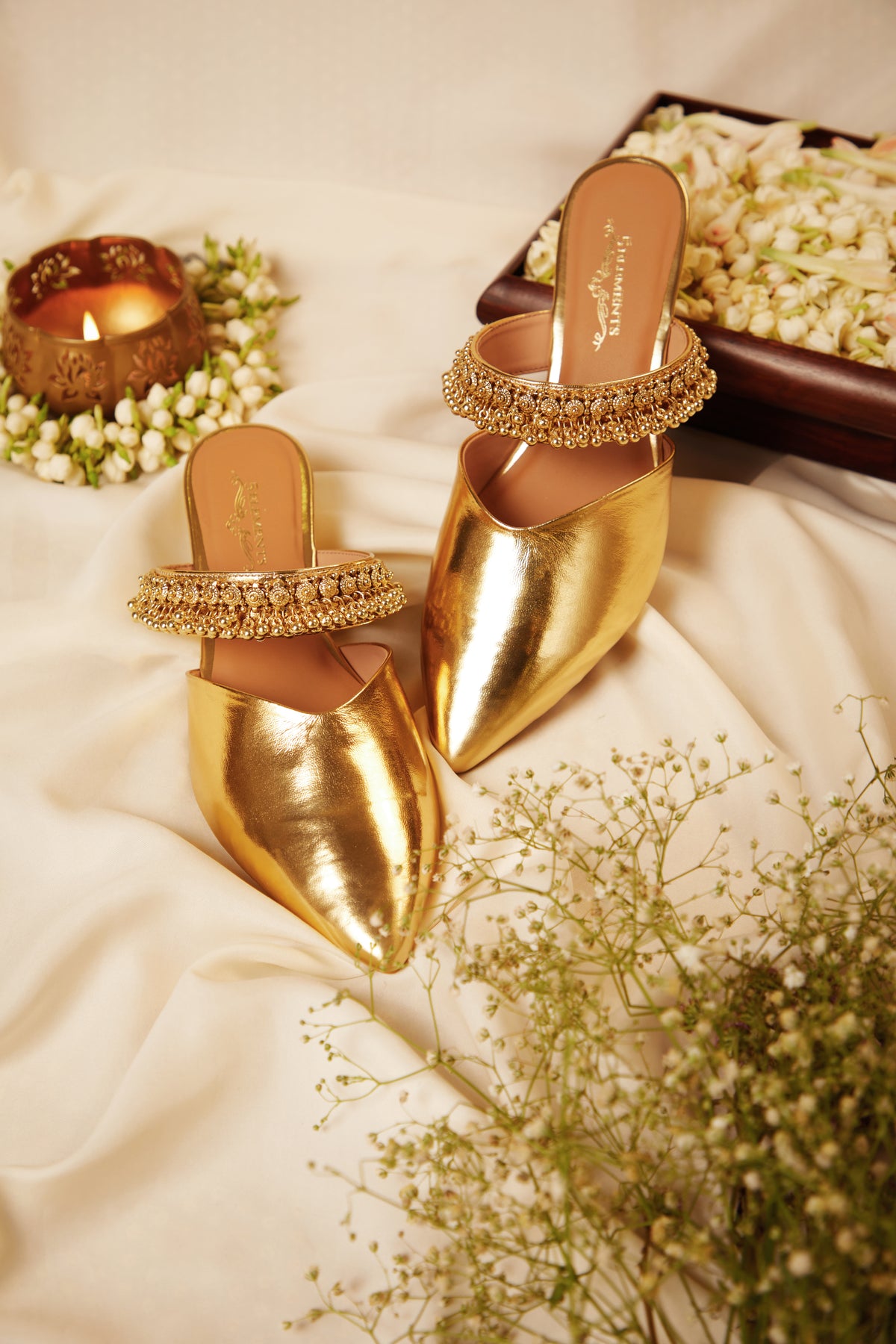 Akali Gold Heels