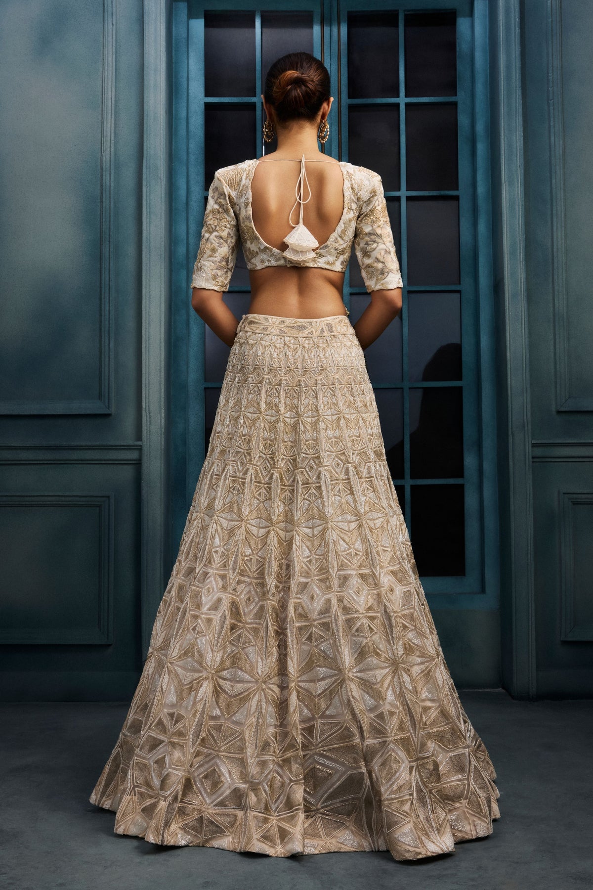 Halo Lehenga Set