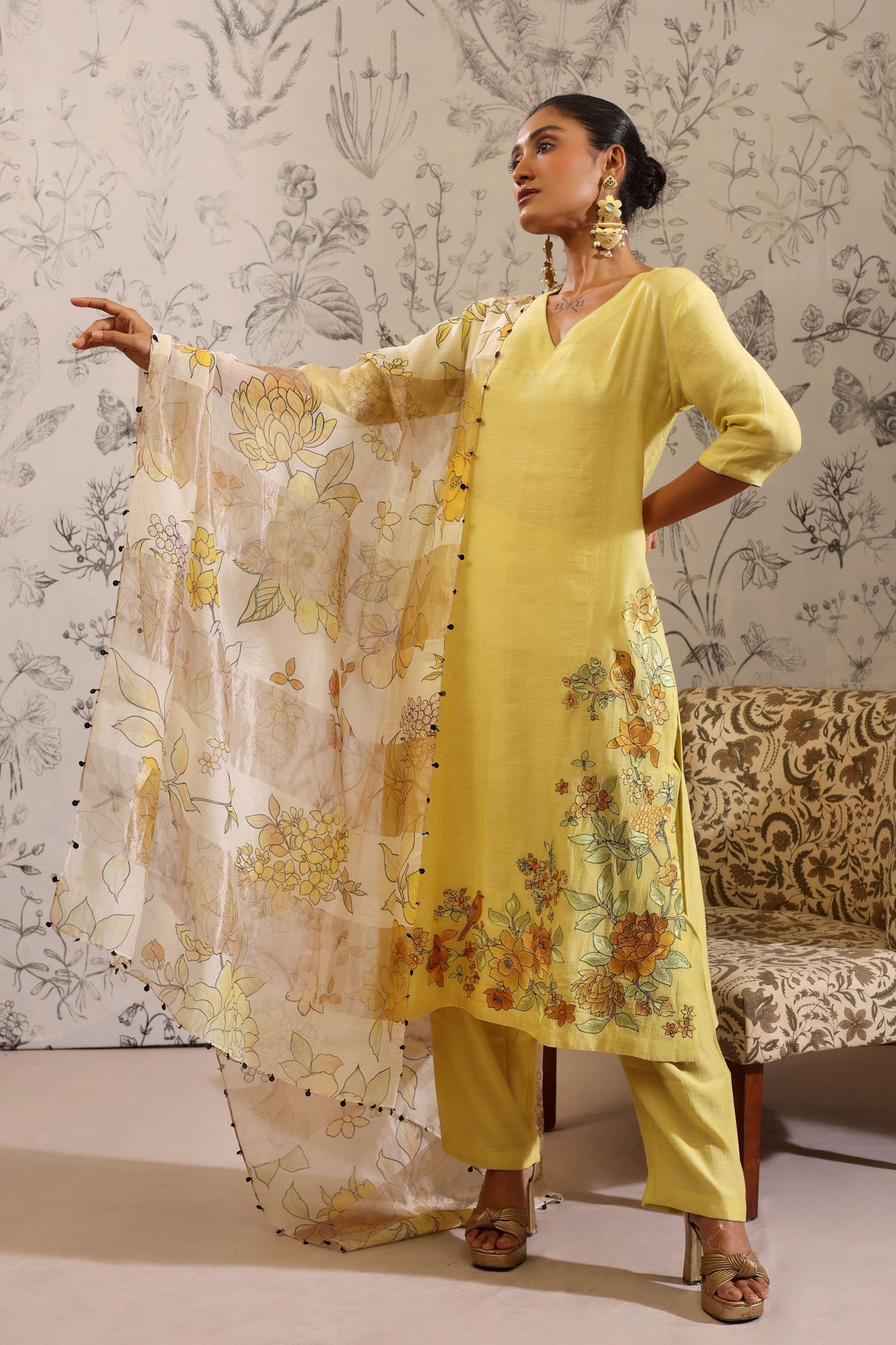 Vakya Yellow Kurta Set