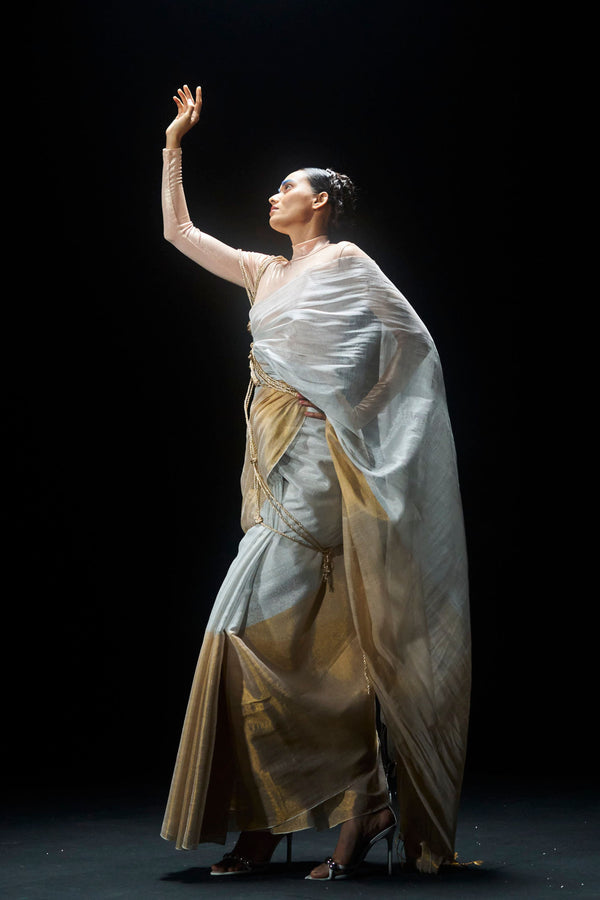 House Of Urrmi - White and Gold Tissue Saree - Elahe