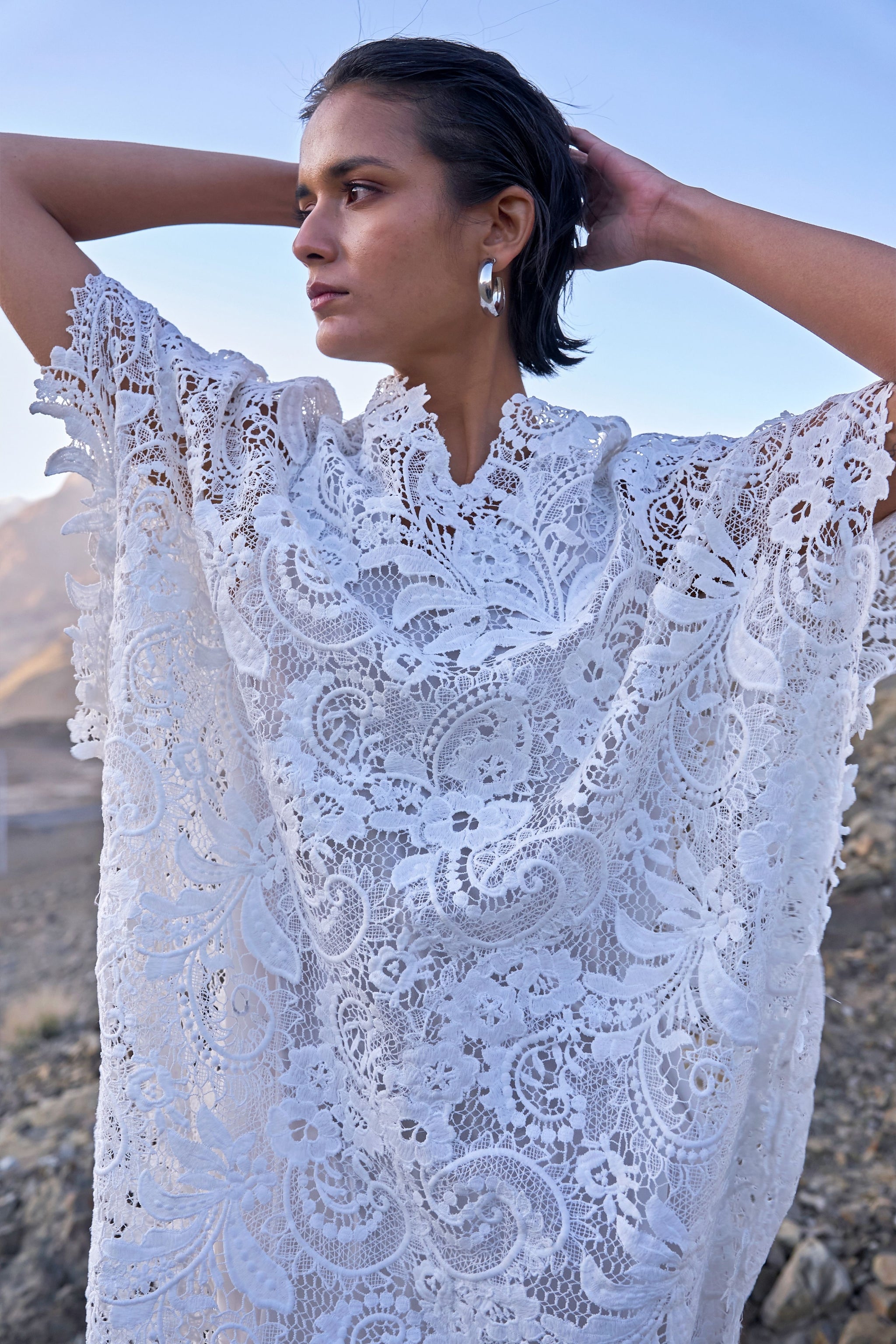 LACE KAFTAN DRESS XXL / White LACE KAFTAN DRESS XXL / White