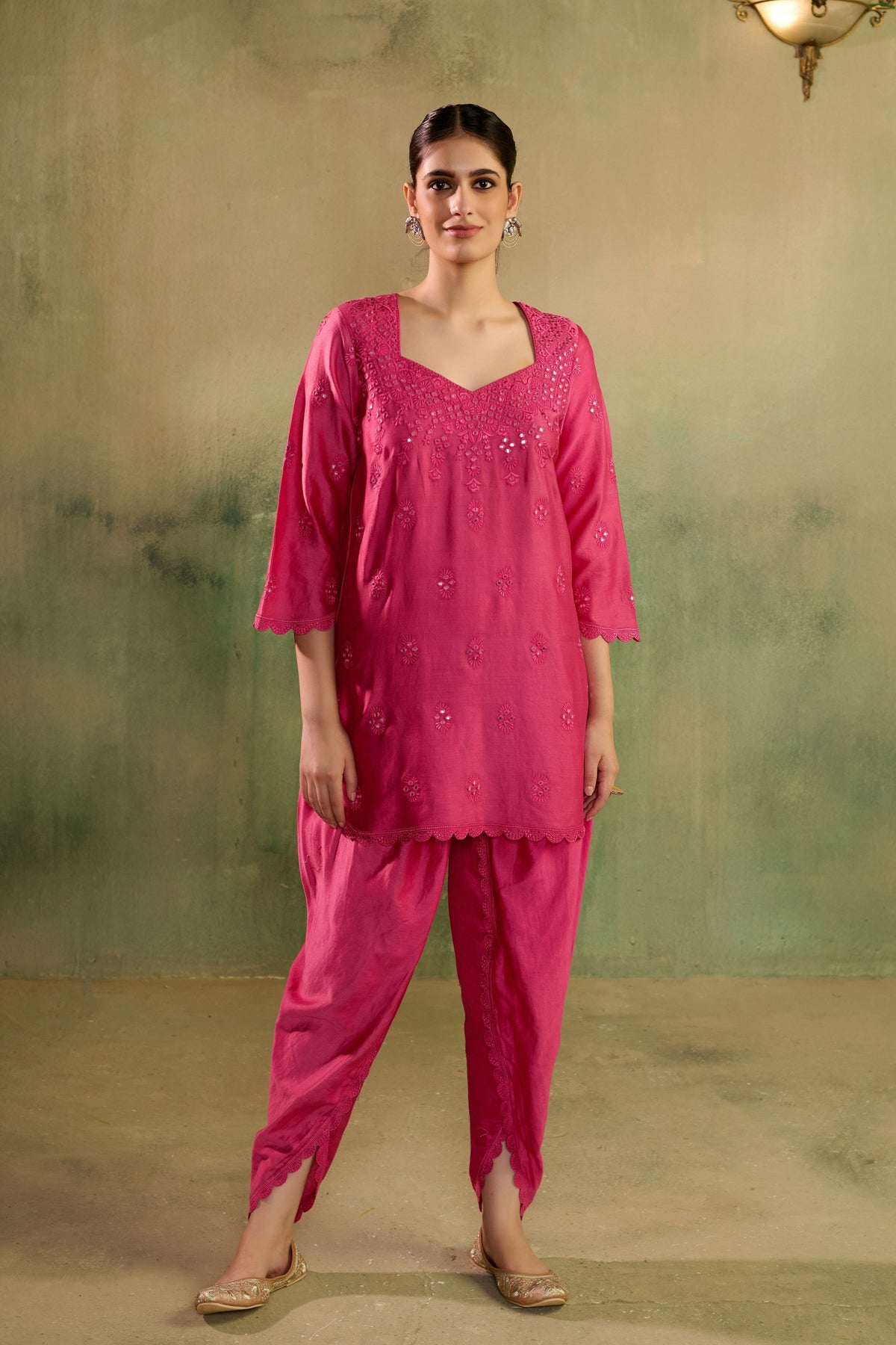 Rani Rang Kurta With Dhoti