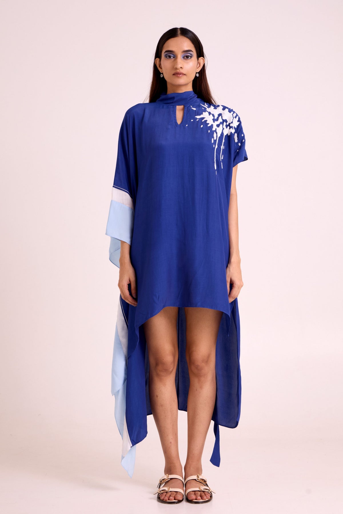 Ray Neck Scarf Kaftan