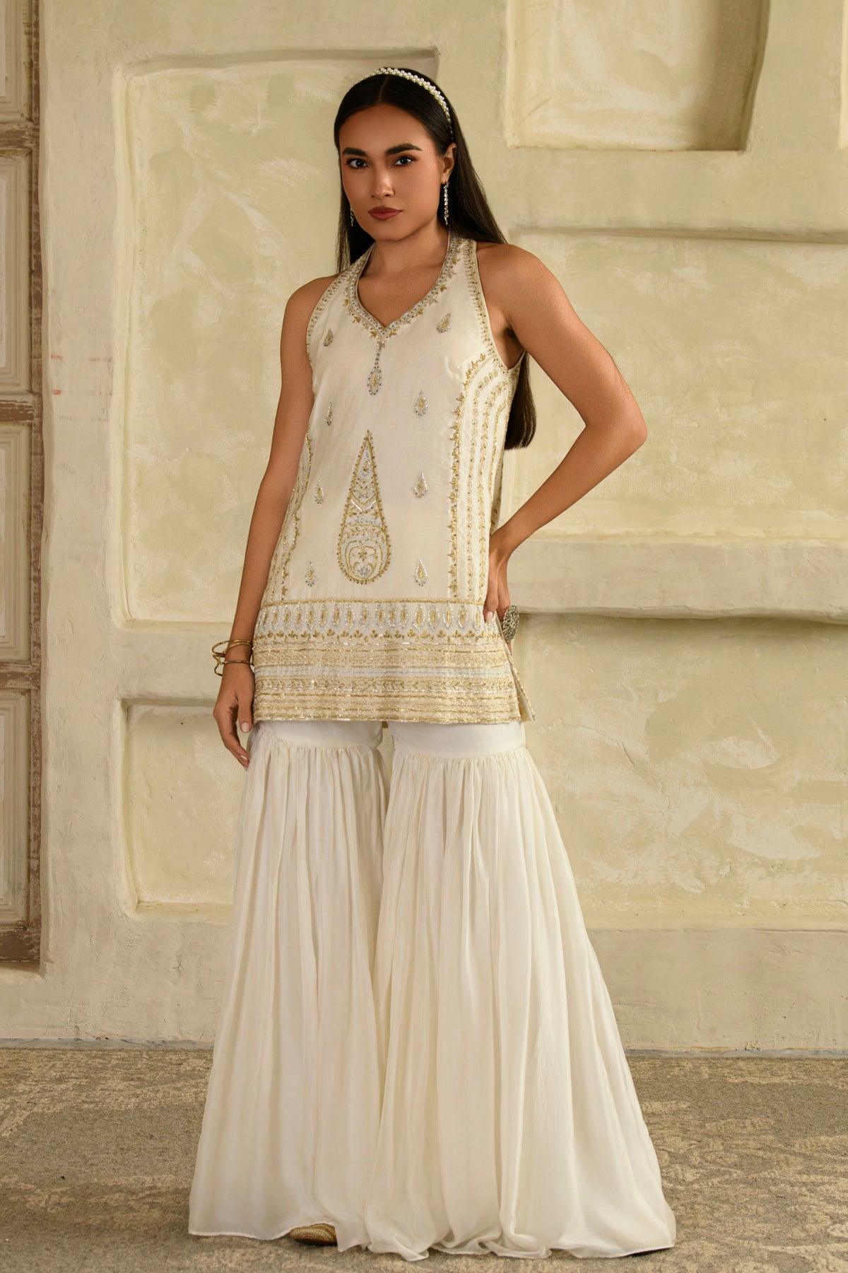 Zeba Halter Kurta Set in Chandrika Ivory