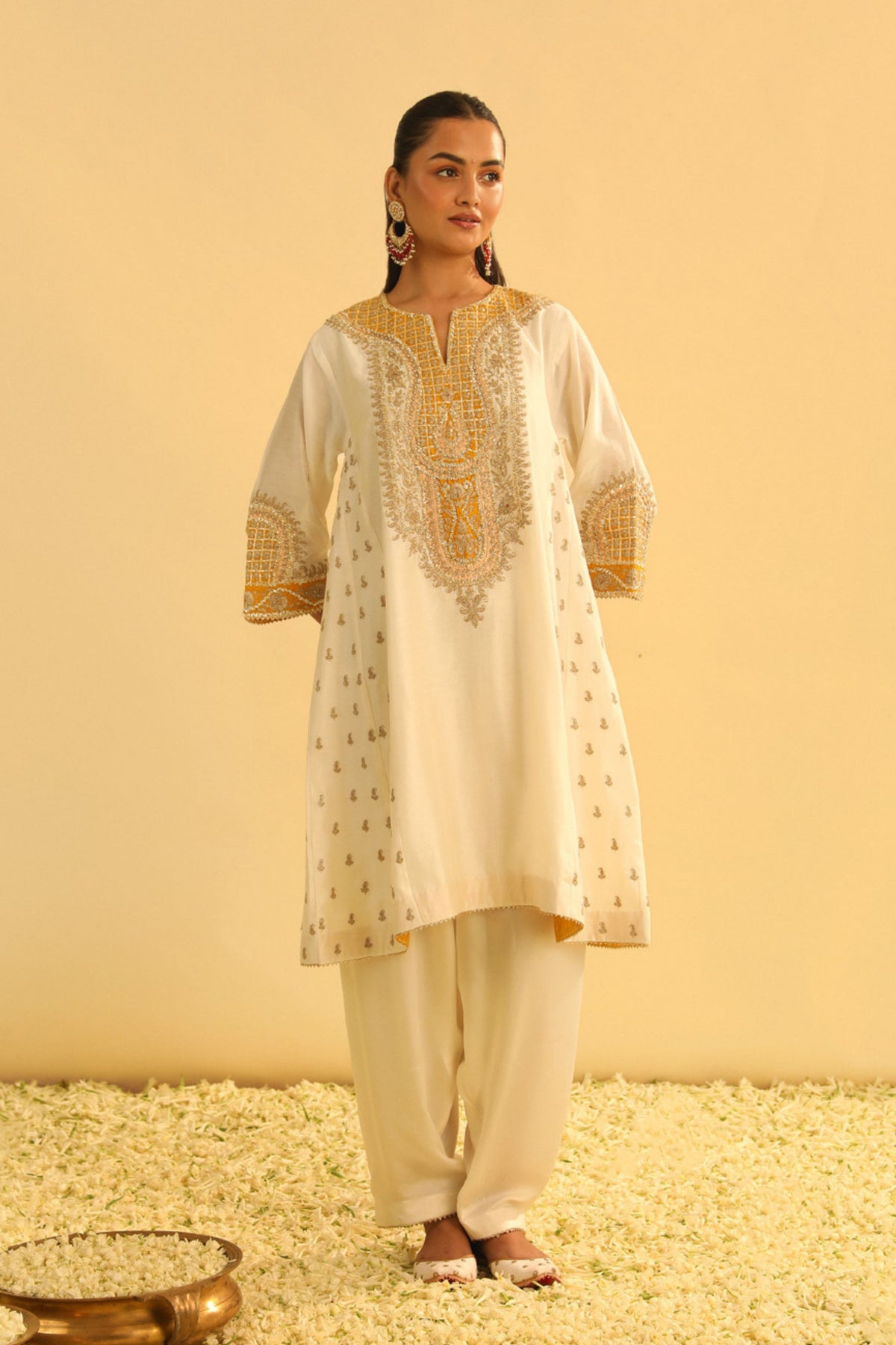 Arisana Daisy Ivory Short Kalidaar With Salwar