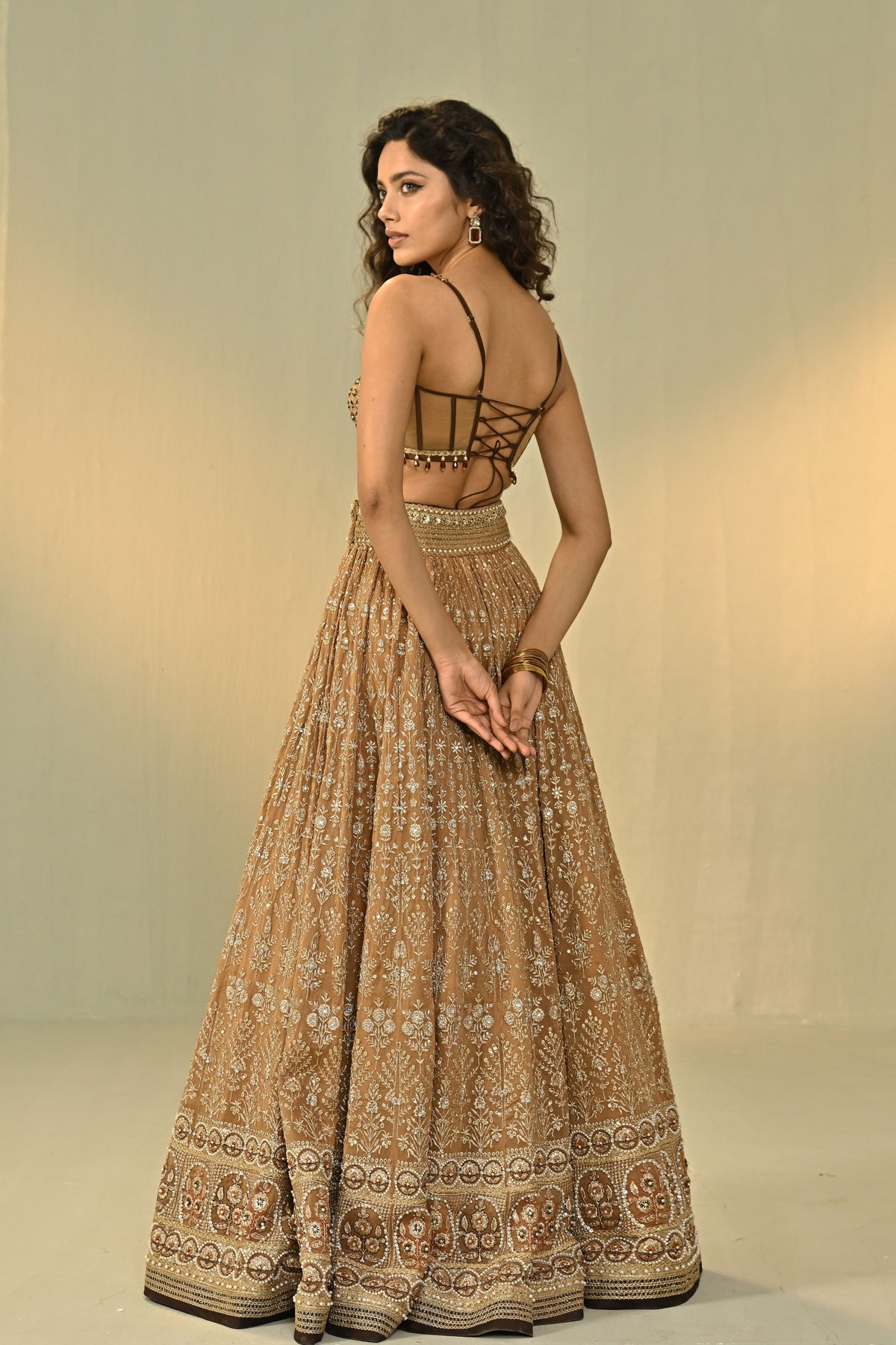Zuleikha Sleeve Less Lehenga Set