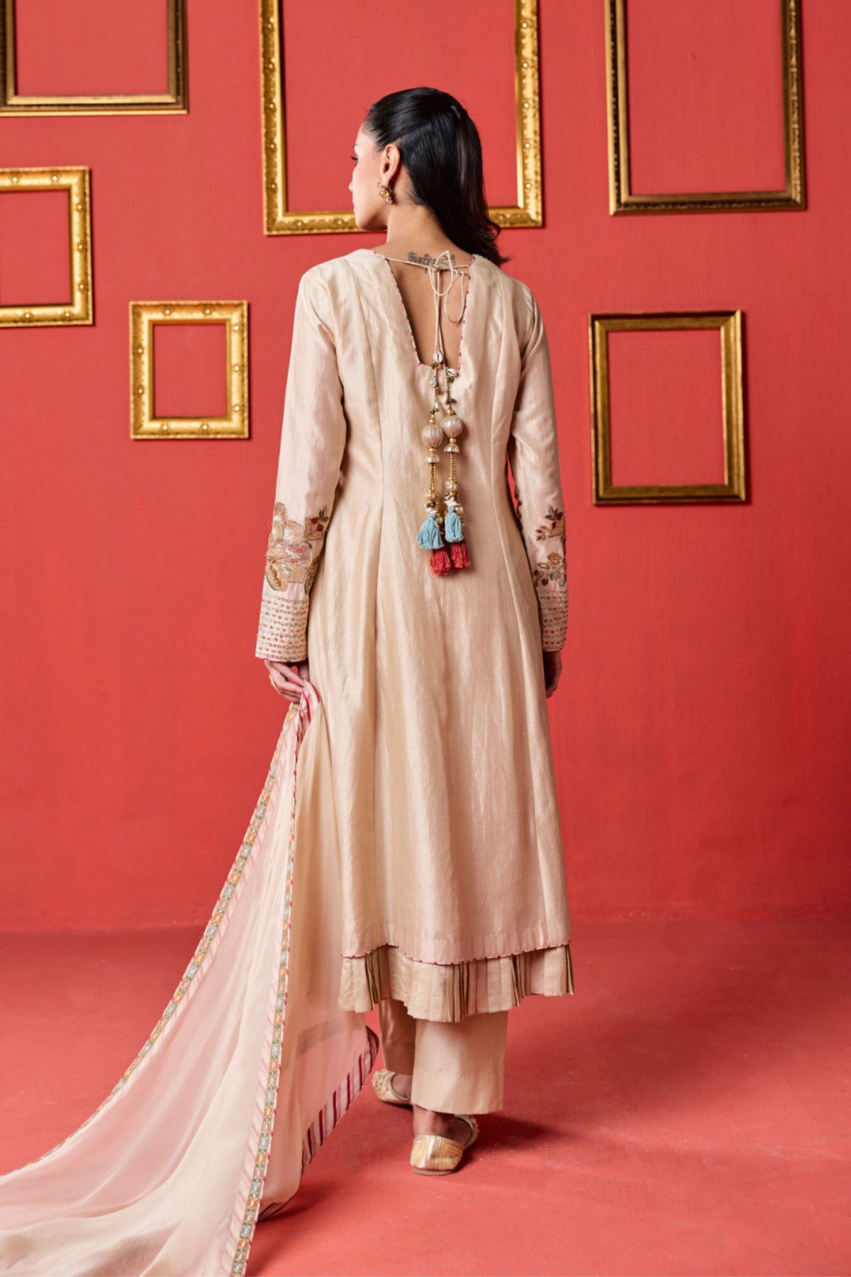 Gori  Tussar  Kurta Set