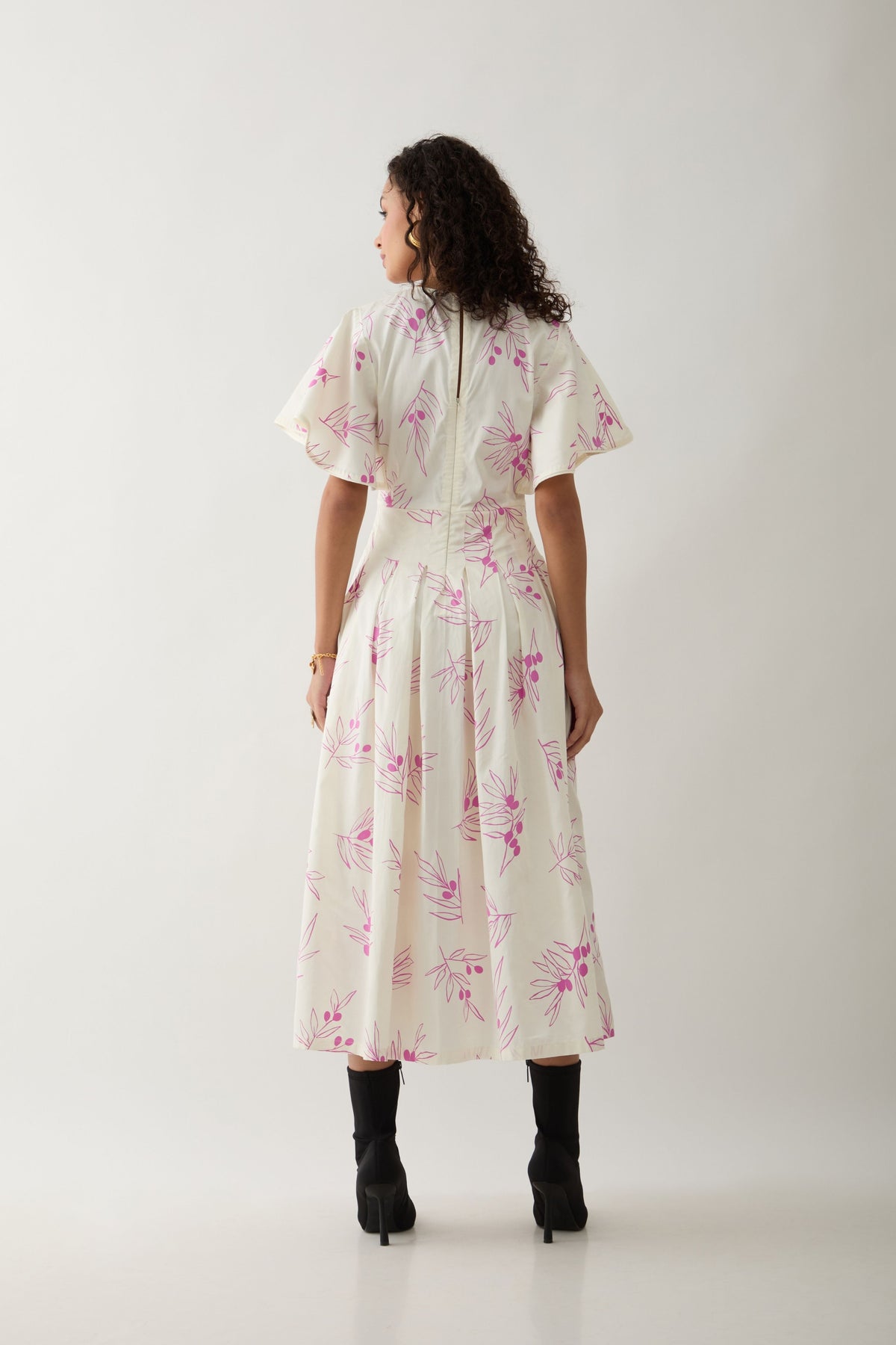 Nerul Off White Dress
