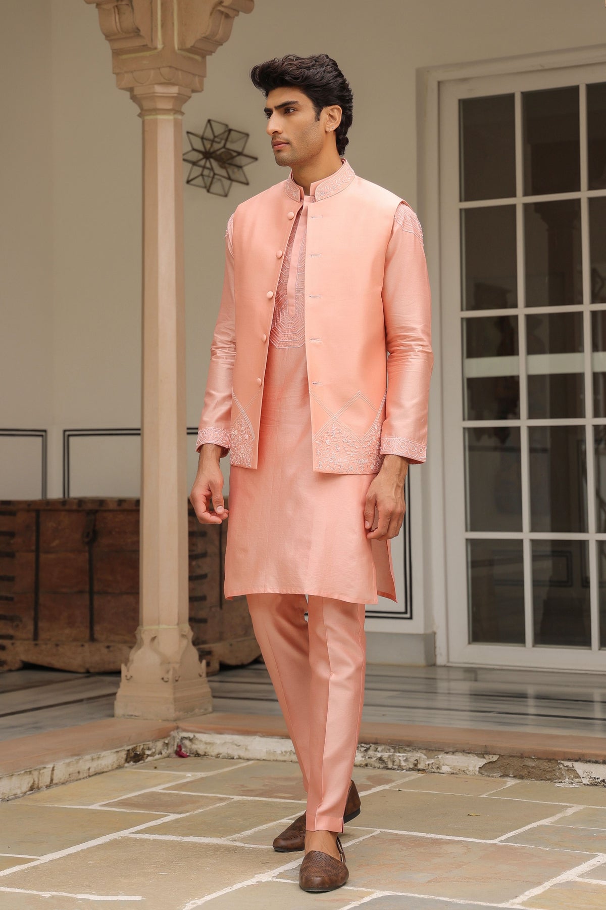 Gulzar Peach Floral Threadwork Bandi Set